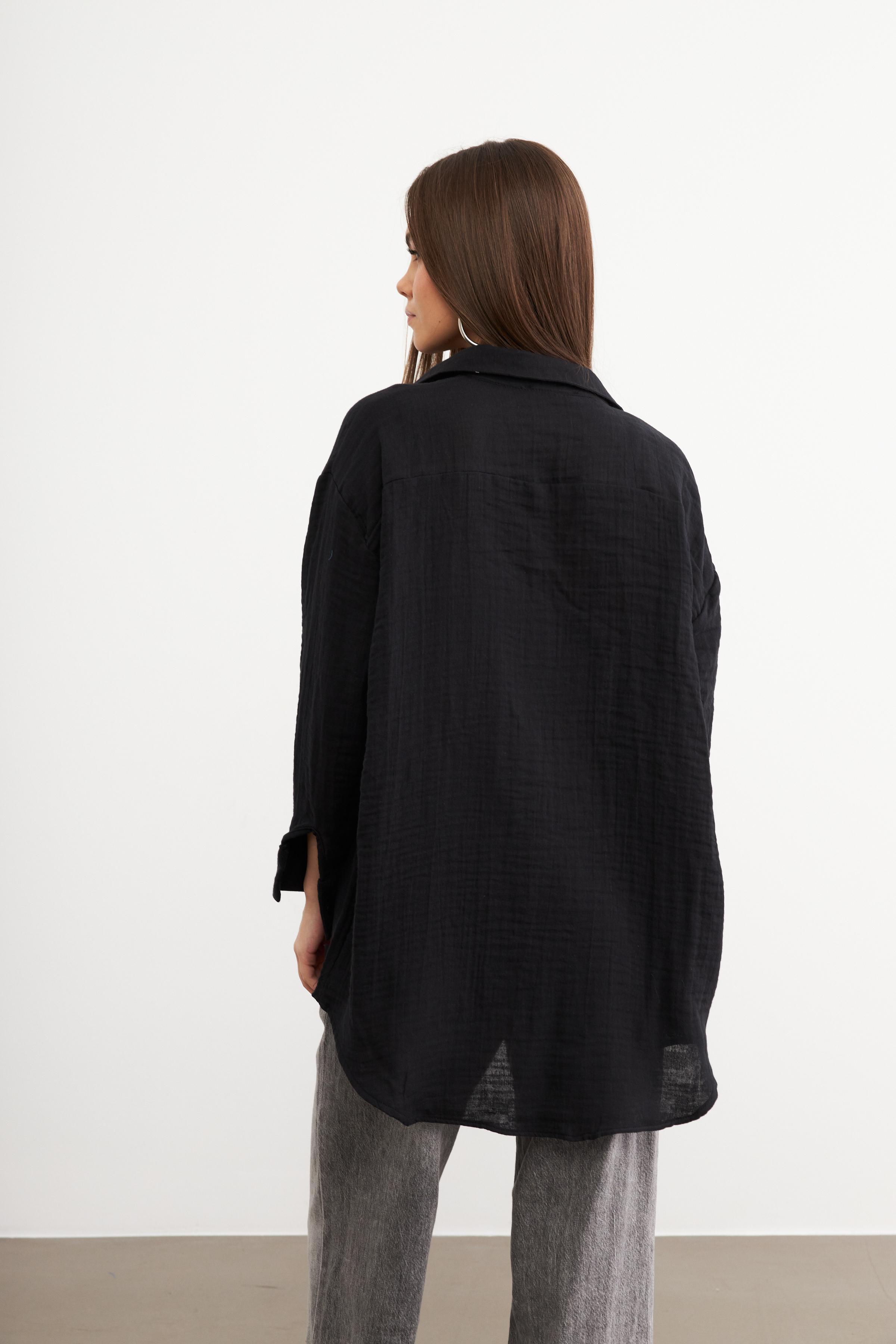 Kadın Siyah Oversize Basic Müslin Gömlek
