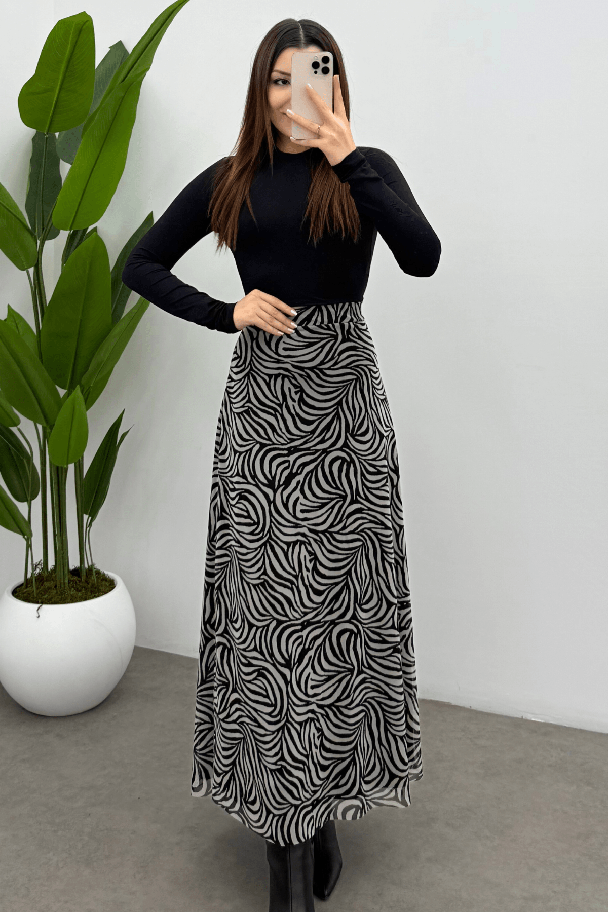 Kadın Dalga Zebra Baskılı  Arka Lastik Detaylı Fermuarlı Tül Etek