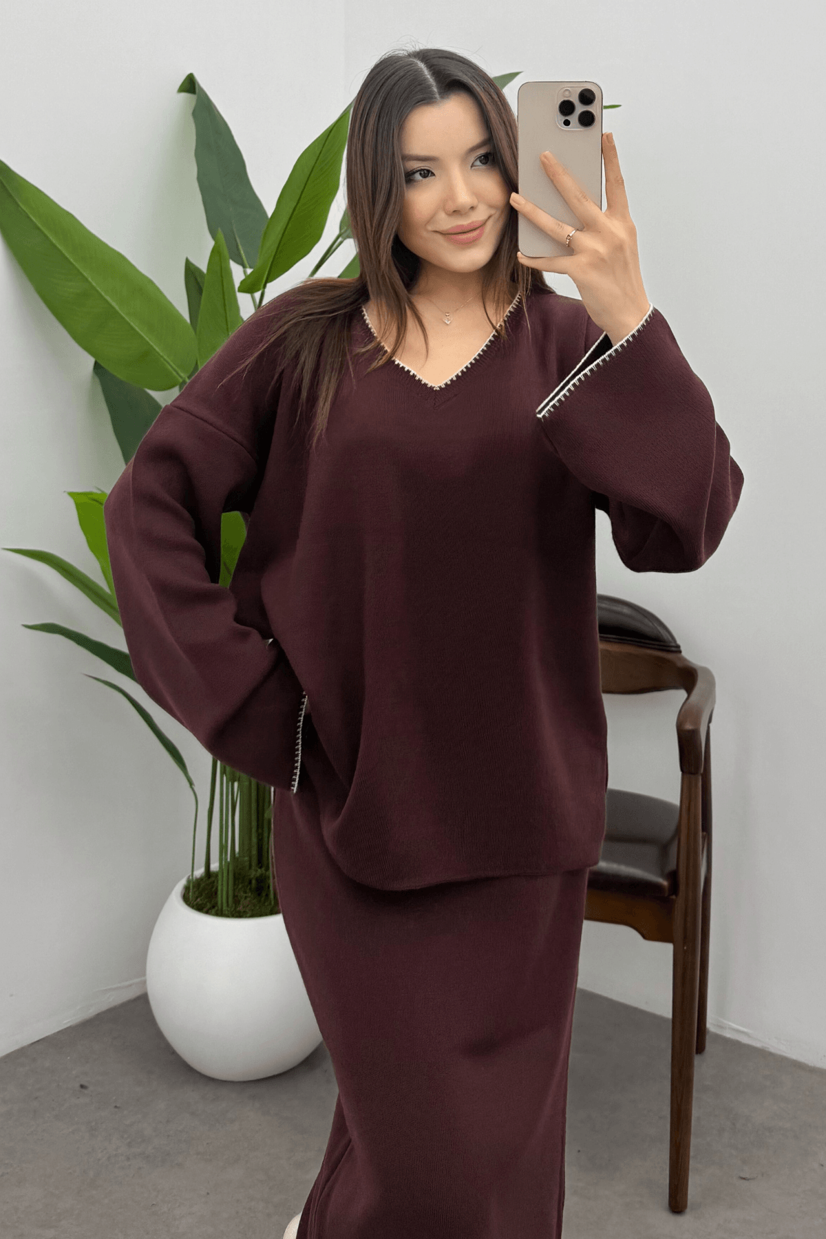 Kadın Bordo Çoban Dikiş Detaylı V Yaka Kazak Etek Triko Takım