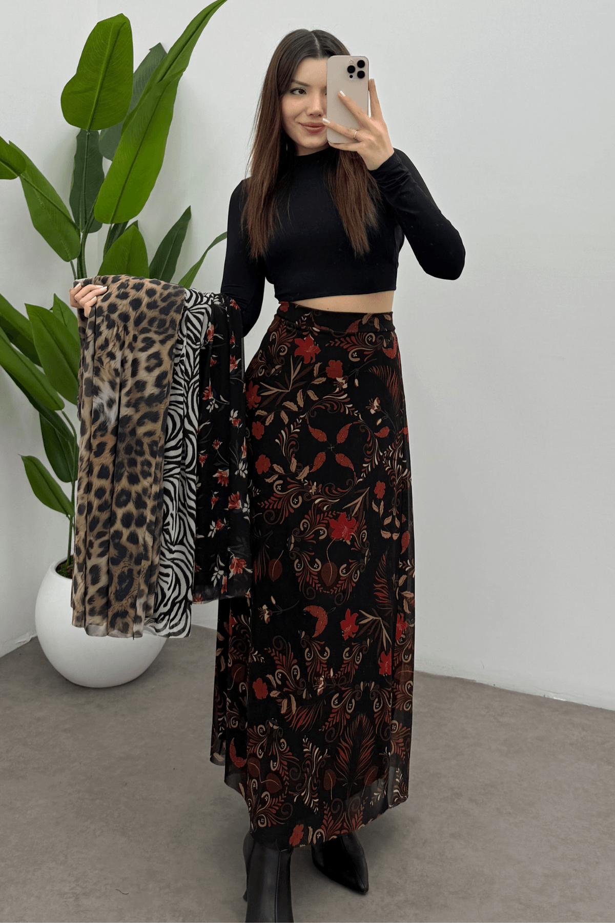  Kadın Kızıl Yaprak Baskılı Arka Lastik Detaylı Fermuarlı Maksi Tül Etek