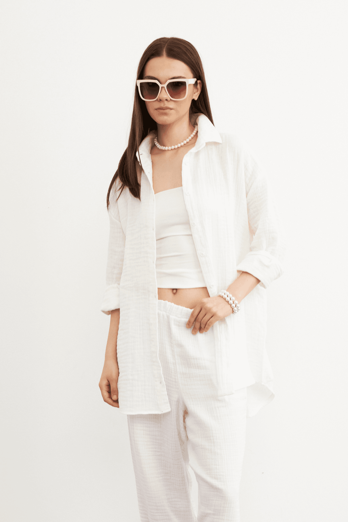 Kadın Beyaz Oversize Basic Müslin Gömlek