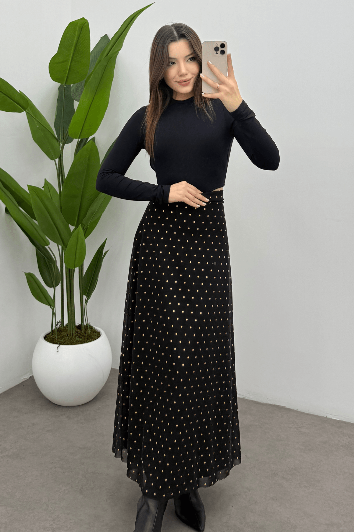 Kadın Siyah Puantiyeli Arka Lastik Detaylı Fermuarlı Maksi Tül Etek