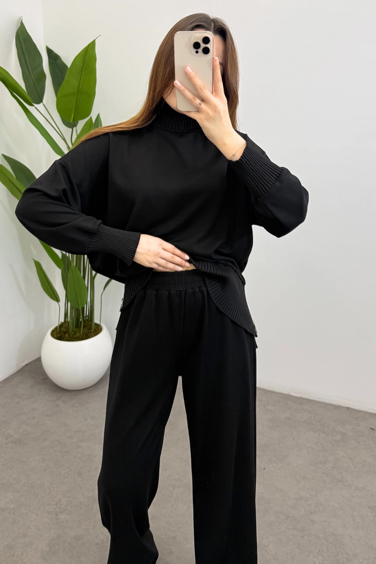 Kadın Siyah Balıkçı Yaka Yan Fermuar Detaylı Modal Takım