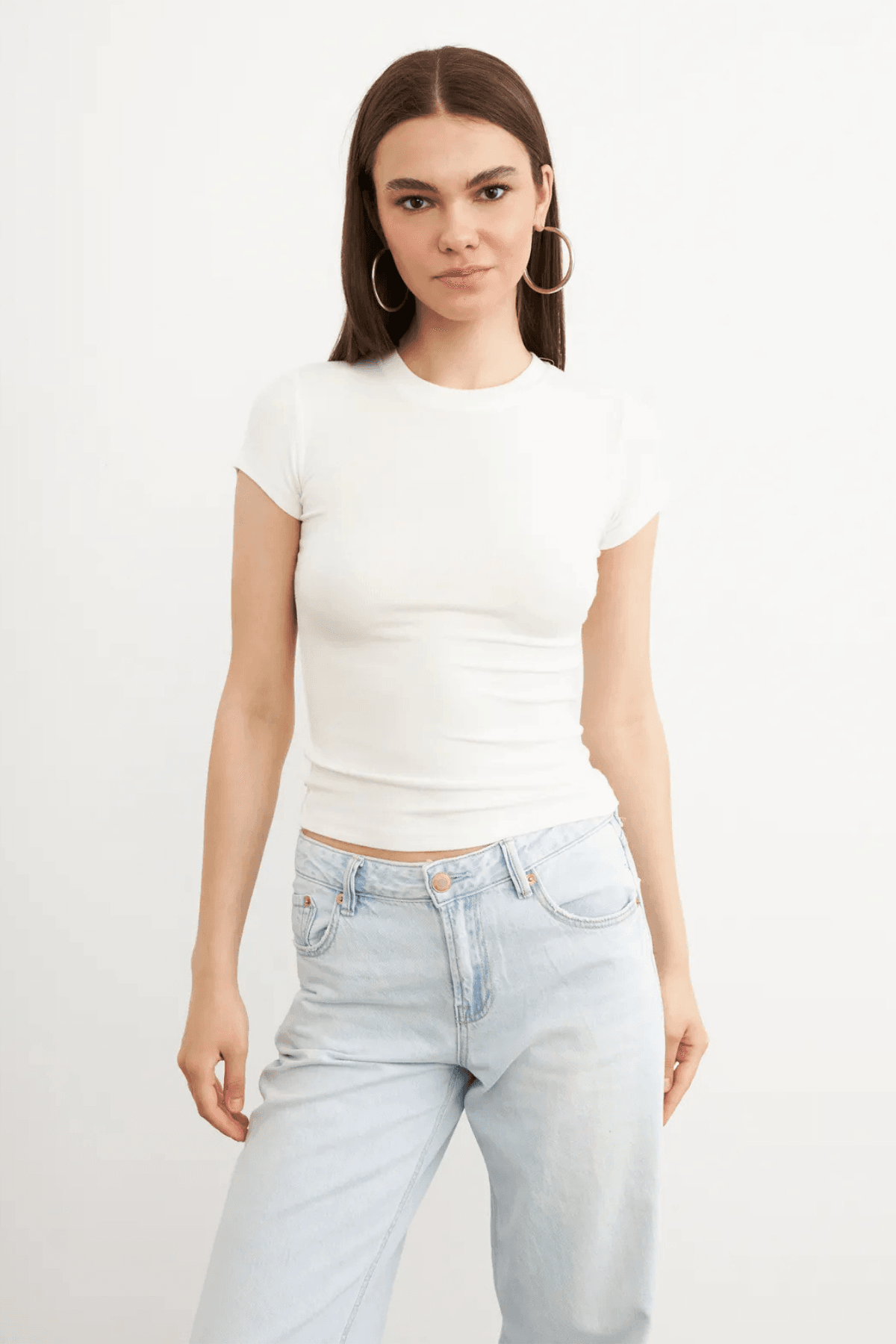 Kadın Beyaz Bisiklet Yaka Kısa Kol Ultra Soft T-shirt