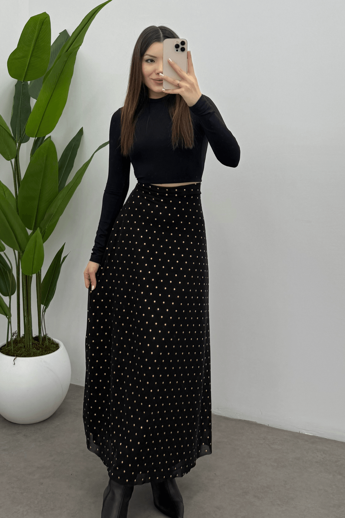 Kadın Siyah Puantiyeli Arka Lastik Detaylı Fermuarlı Maksi Tül Etek