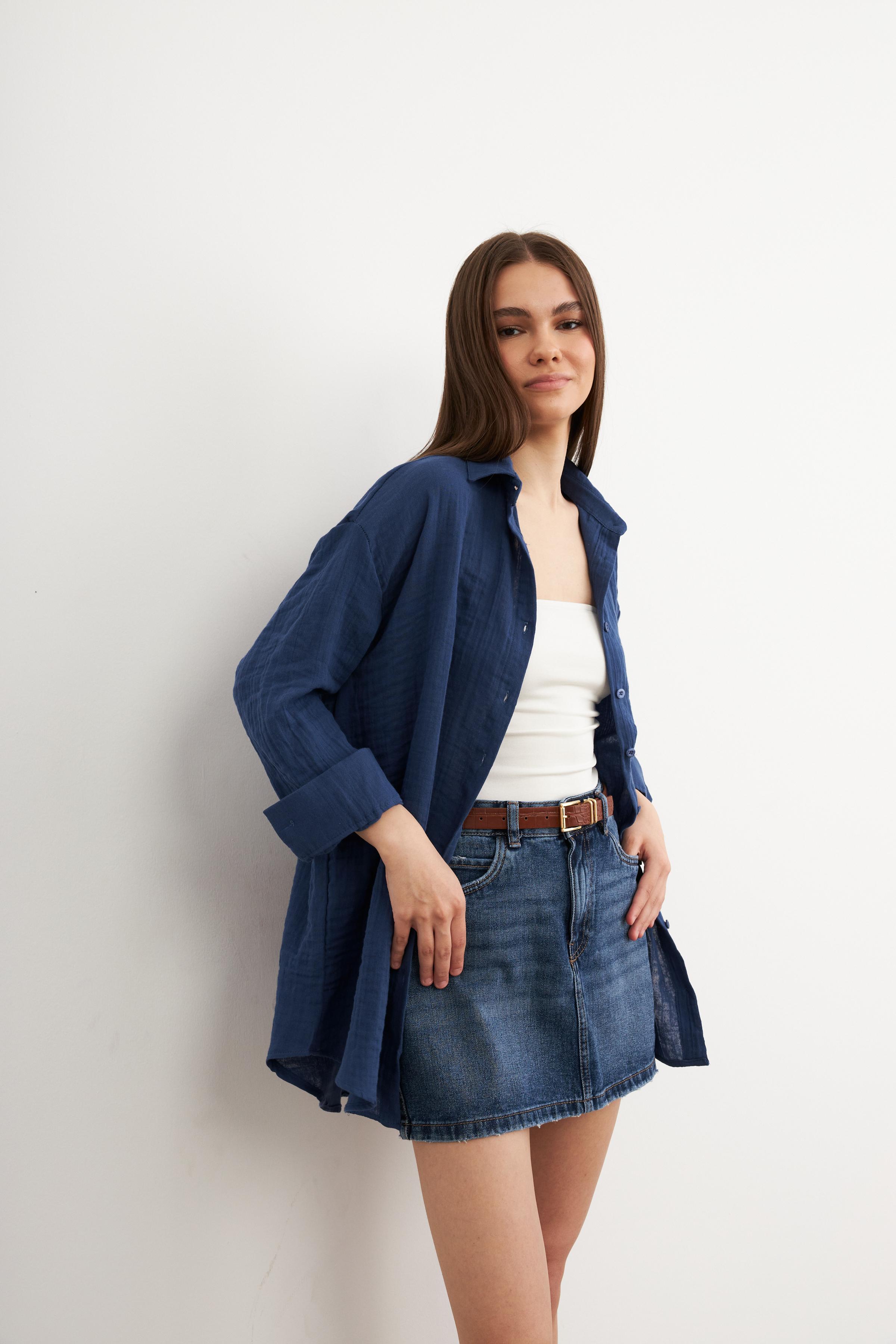 Kadın Lacivert Oversize Basic Müslin Gömlek