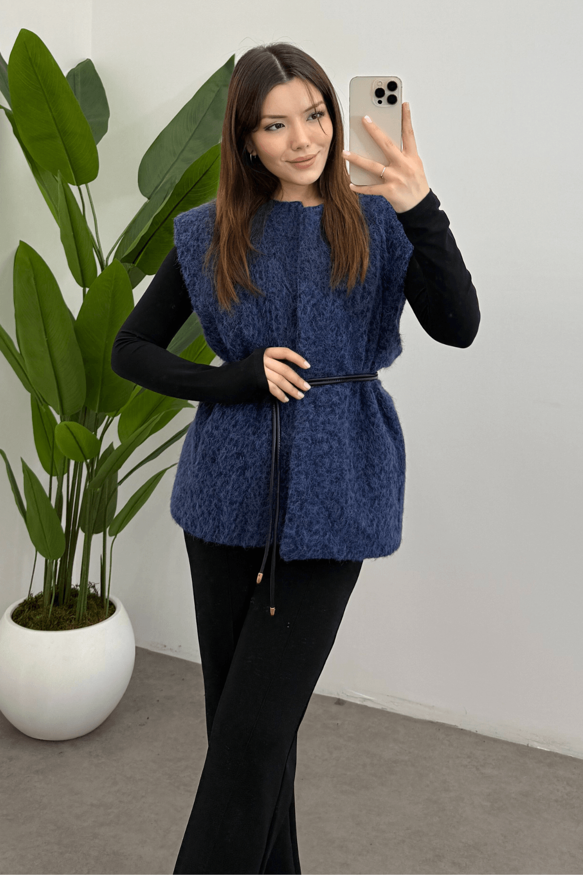 Lacivert Kemerli Kaşe Yelek