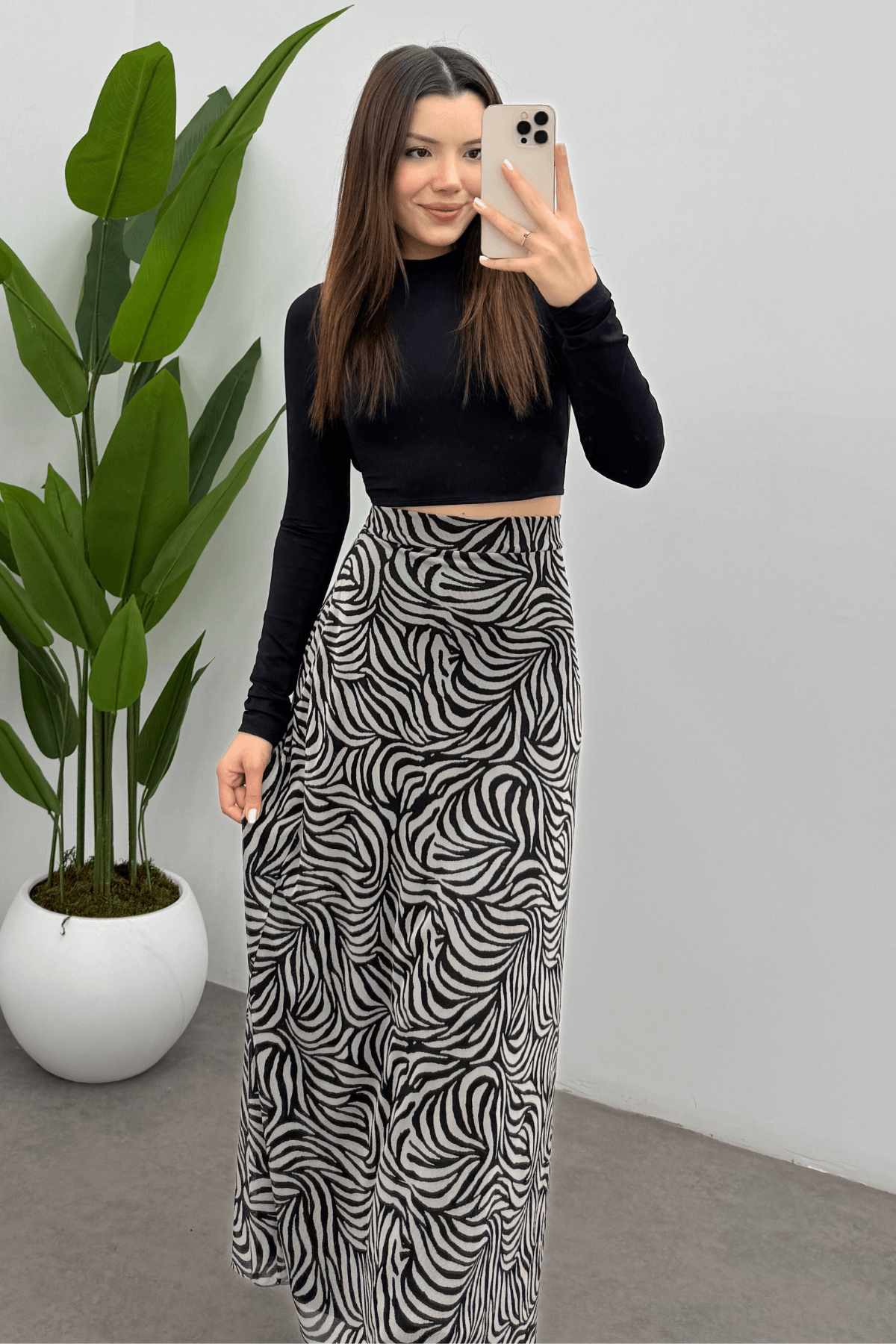 Kadın Dalga Zebra Baskılı  Arka Lastik Detaylı Fermuarlı Tül Etek