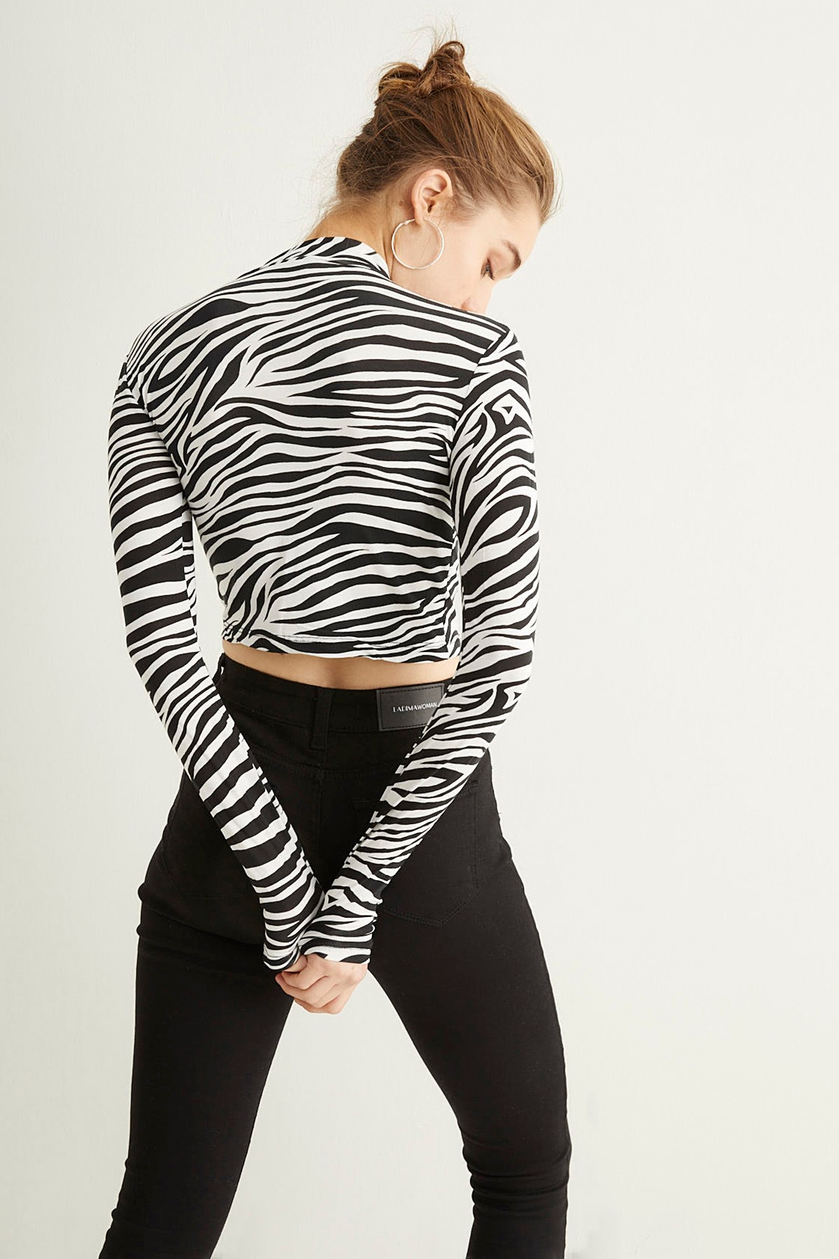 Kadın Ekru Zebra Yarım Balıkçı Crop Bluz