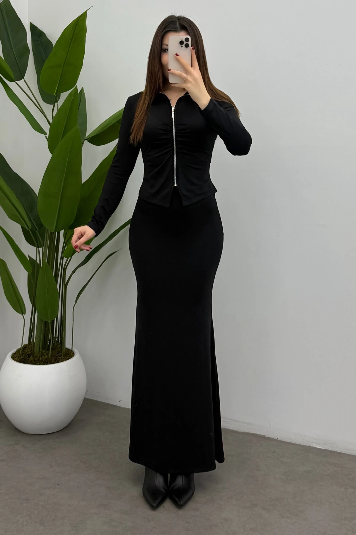 Siyah Polo Yaka Fermuarlı Crop- Midi Boy Etek Kadın Alt Üst Takım