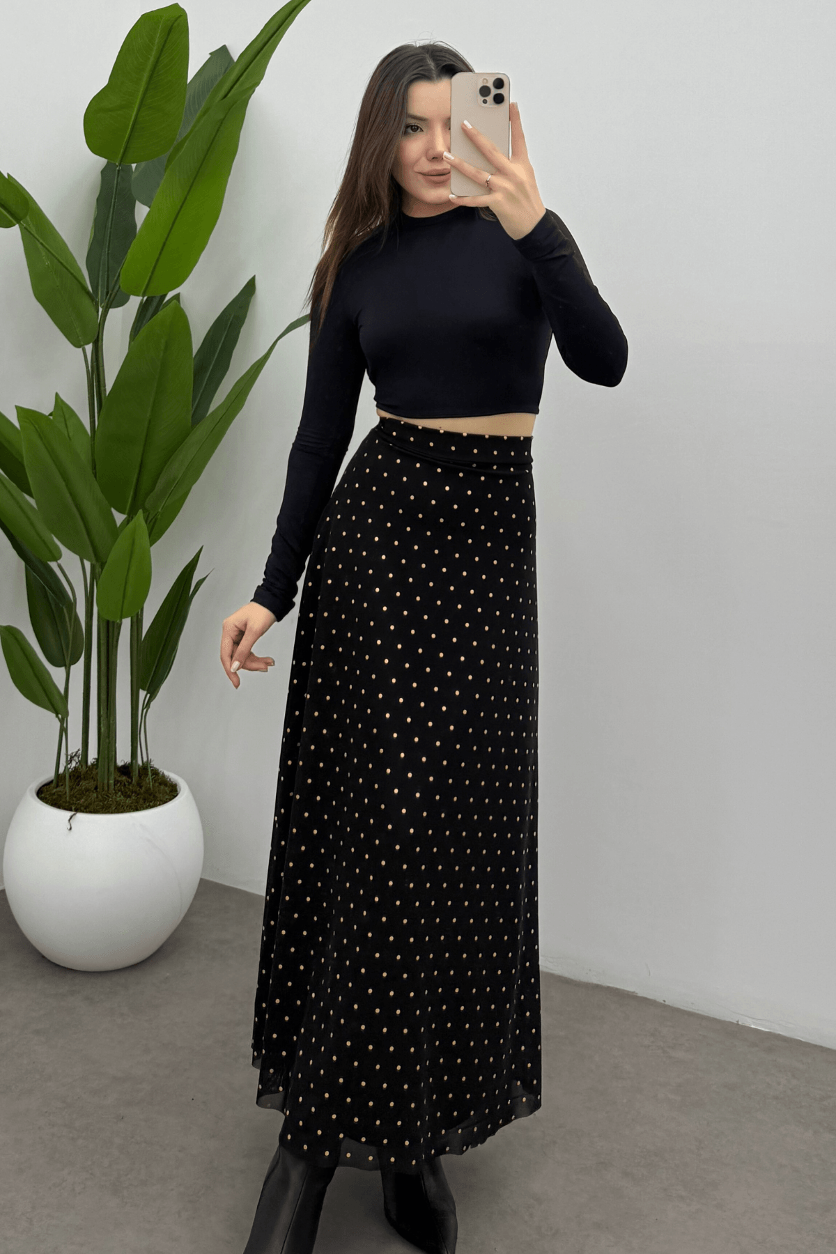 Kadın Siyah Puantiyeli Arka Lastik Detaylı Fermuarlı Maksi Tül Etek