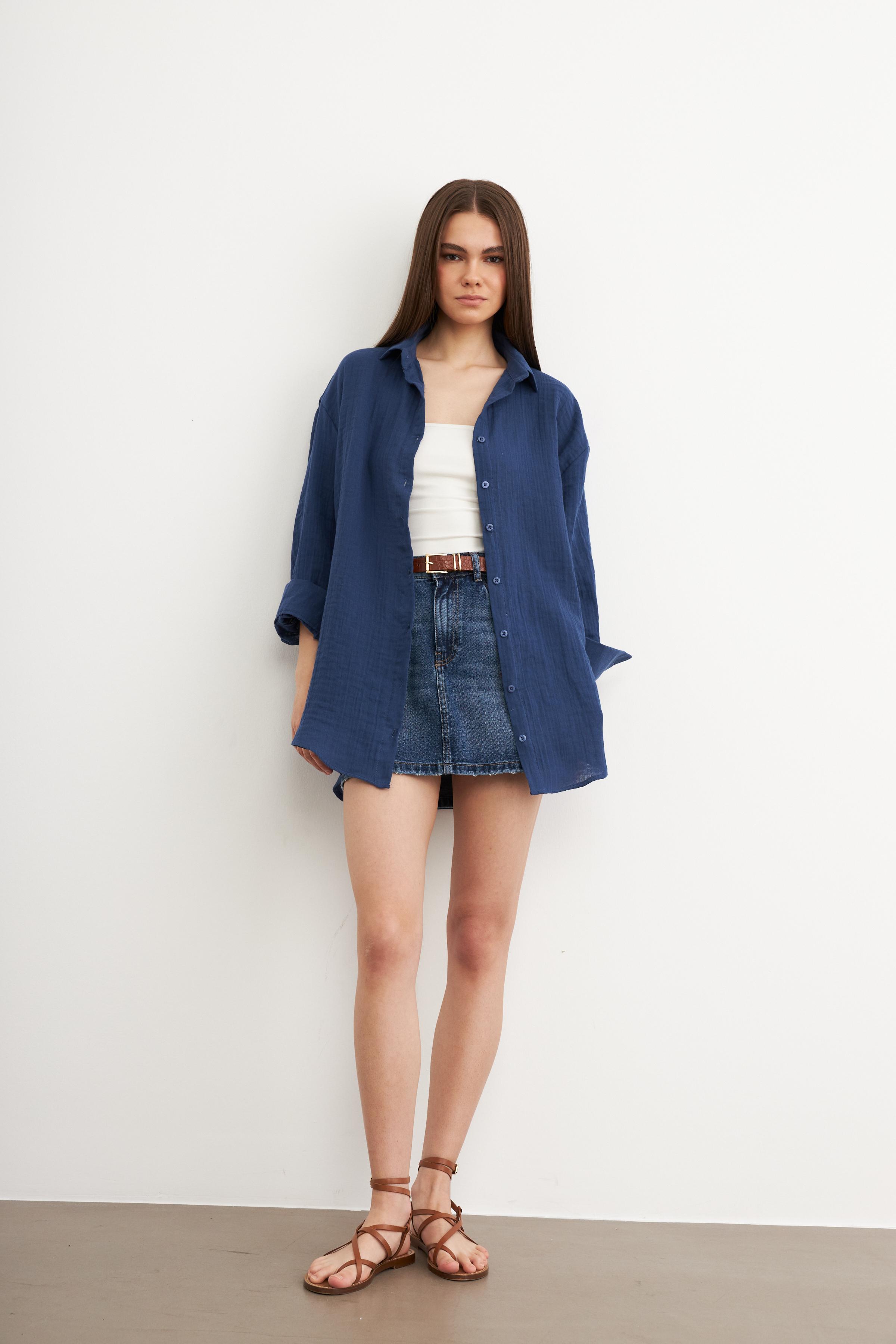 Kadın Lacivert Oversize Basic Müslin Gömlek