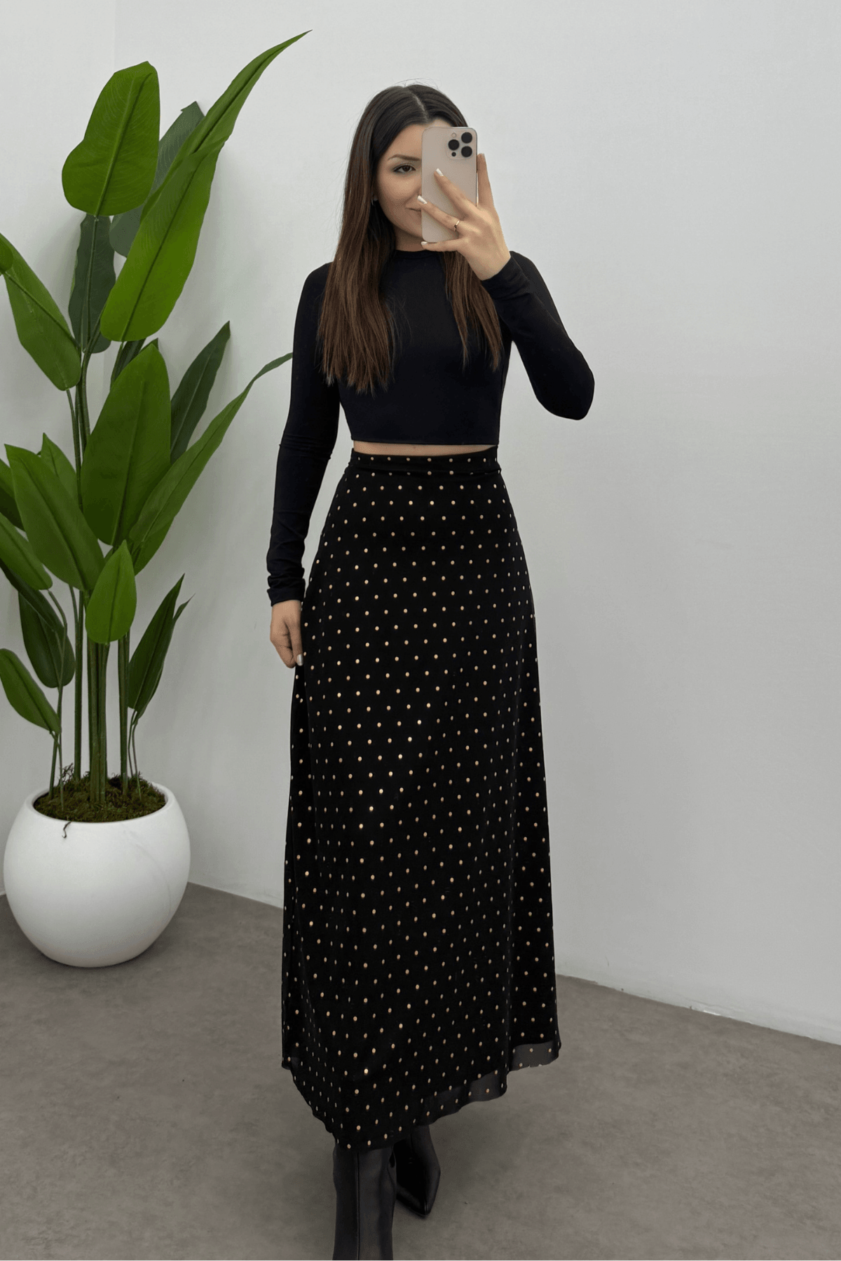 Kadın Siyah Puantiyeli Arka Lastik Detaylı Fermuarlı Maksi Tül Etek