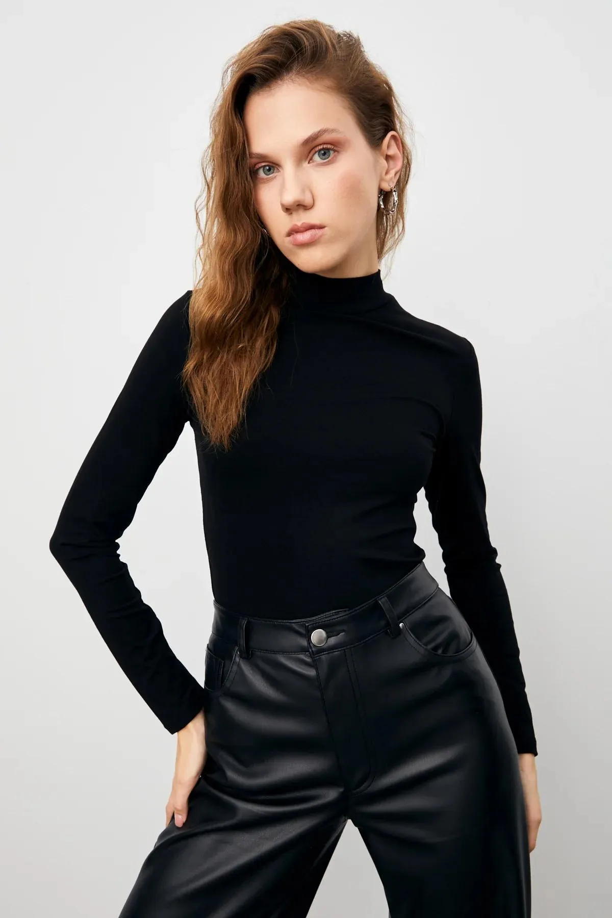 Kadın Gri Krem Siyah Beyaz 4'lü Body