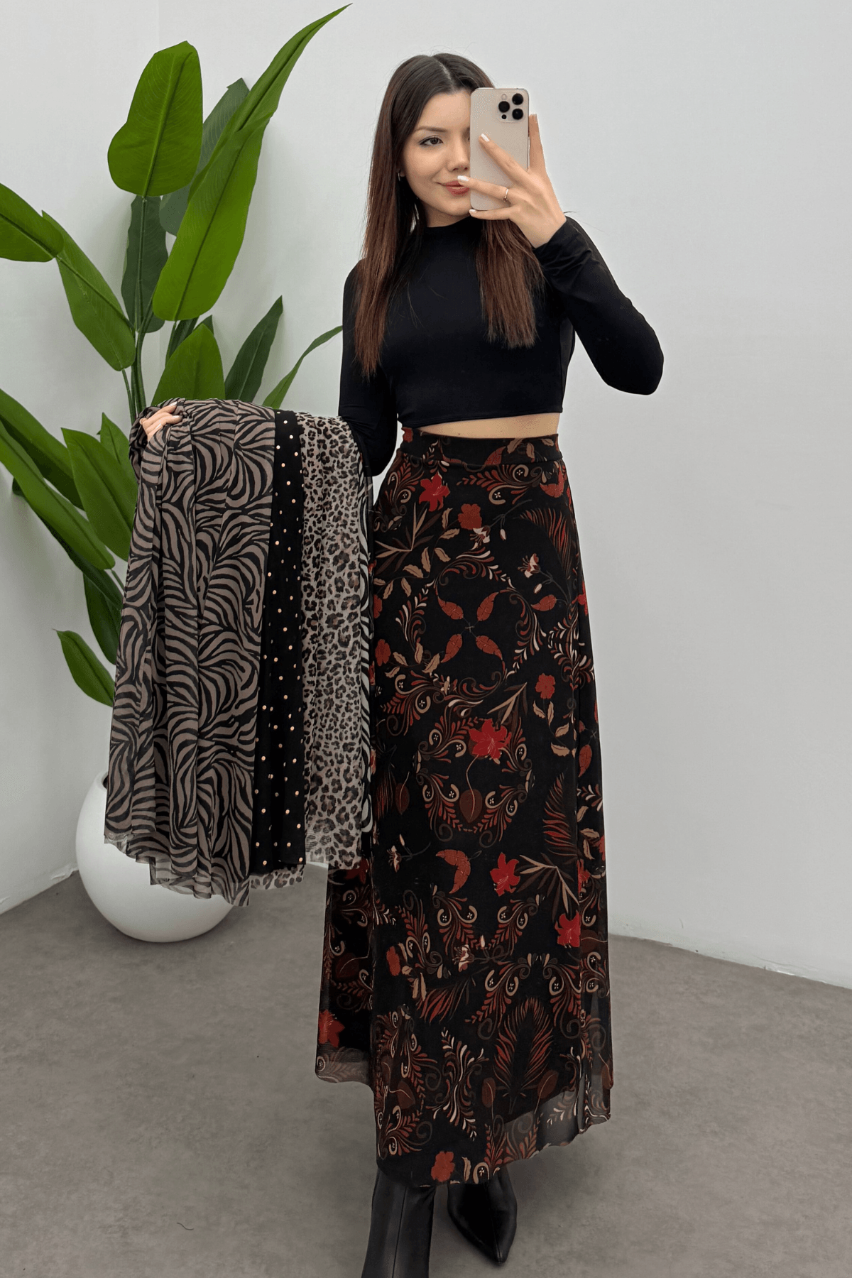  Kadın Kızıl Yaprak Baskılı Arka Lastik Detaylı Fermuarlı Maksi Tül Etek