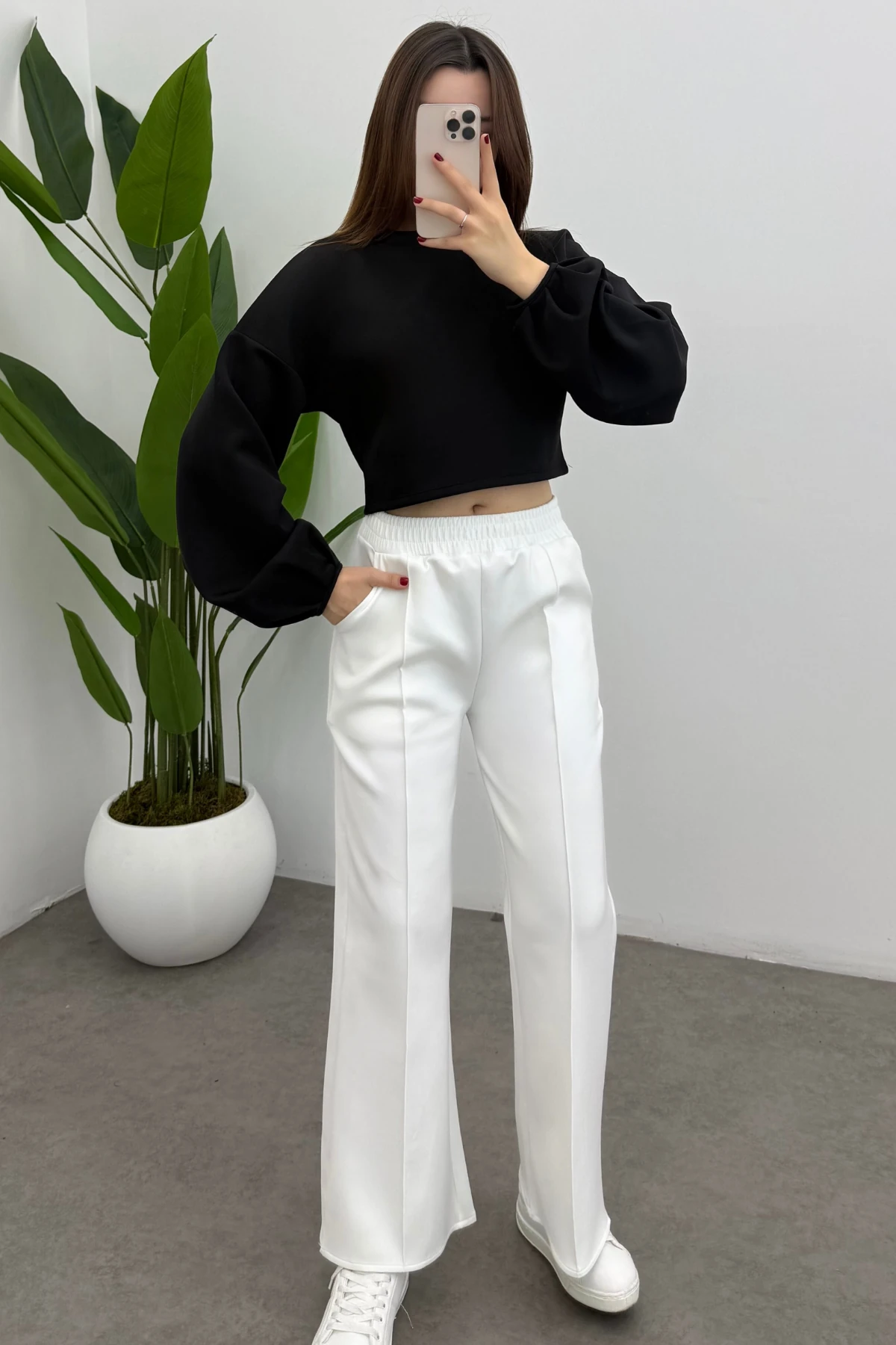 Kadın Beyaz Nervür Dikişli Lastikli Scuba Pantolon