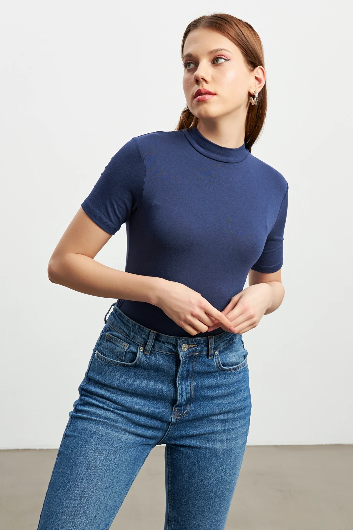 Kadın Lacivert Kısa Kol Bluz