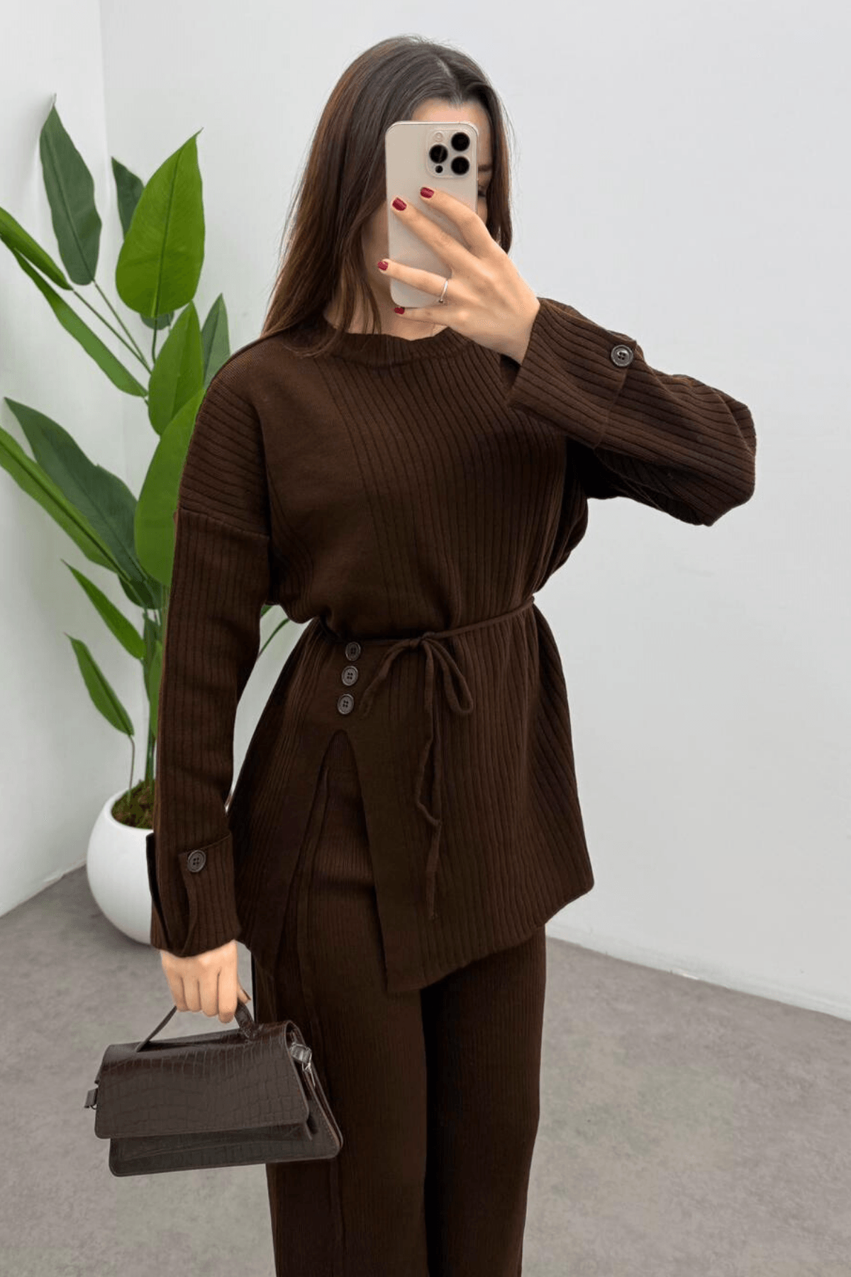 Kadın Kahverengi Bel Bağlamalı Düğme Detaylı Fitilli Triko Kazak Pantolon İkili Takım