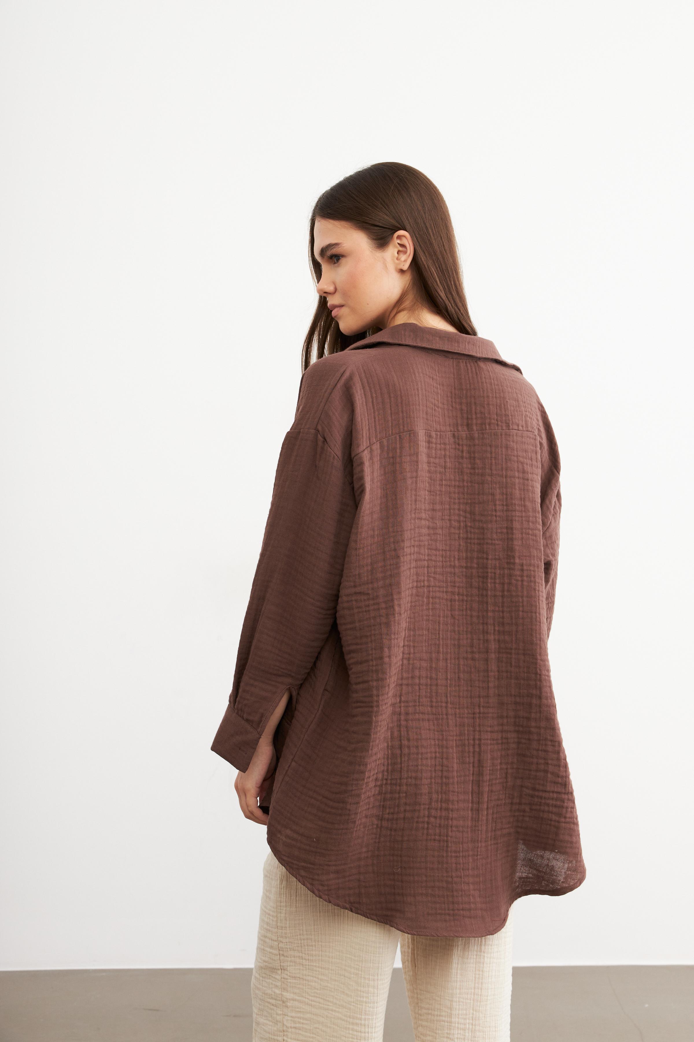Kadın Acı Kahve Oversize Basic Müslin Gömlek