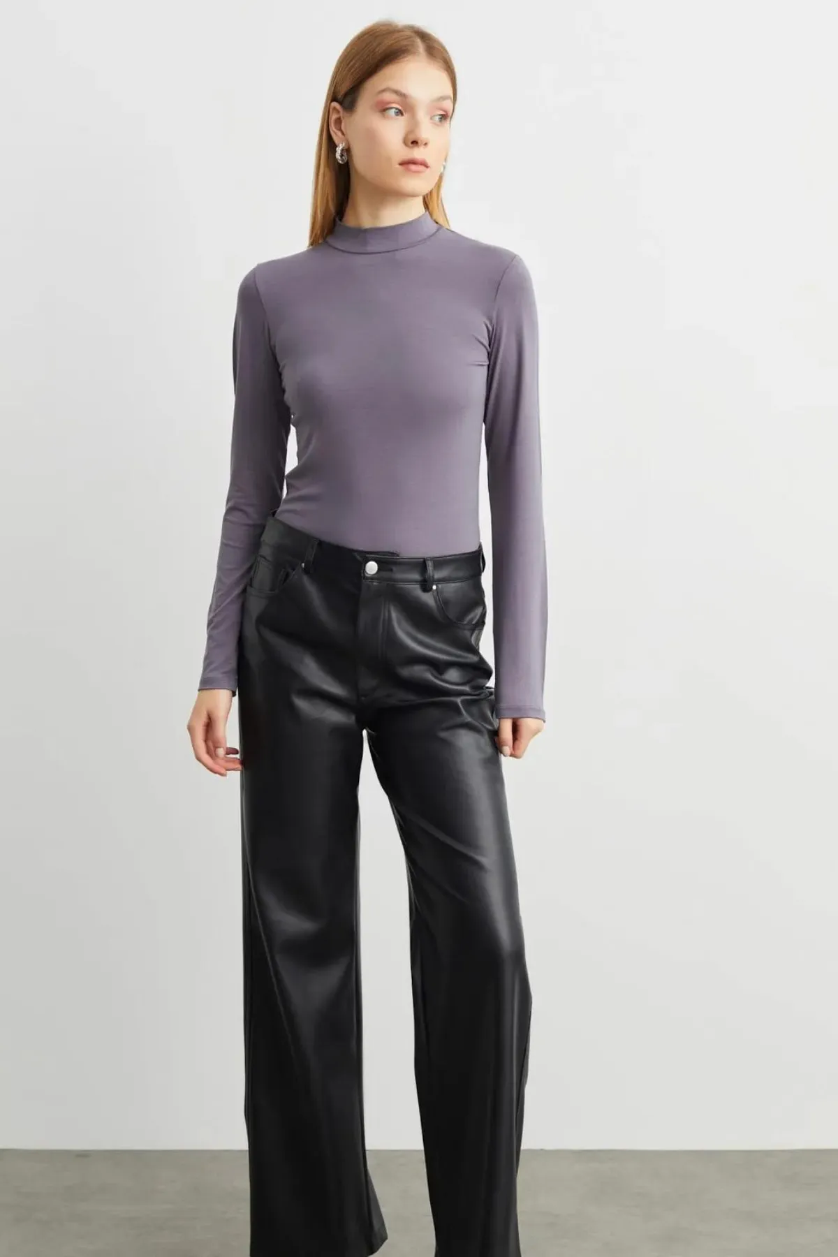 Kadın Gri Krem Siyah Beyaz 4'lü Body