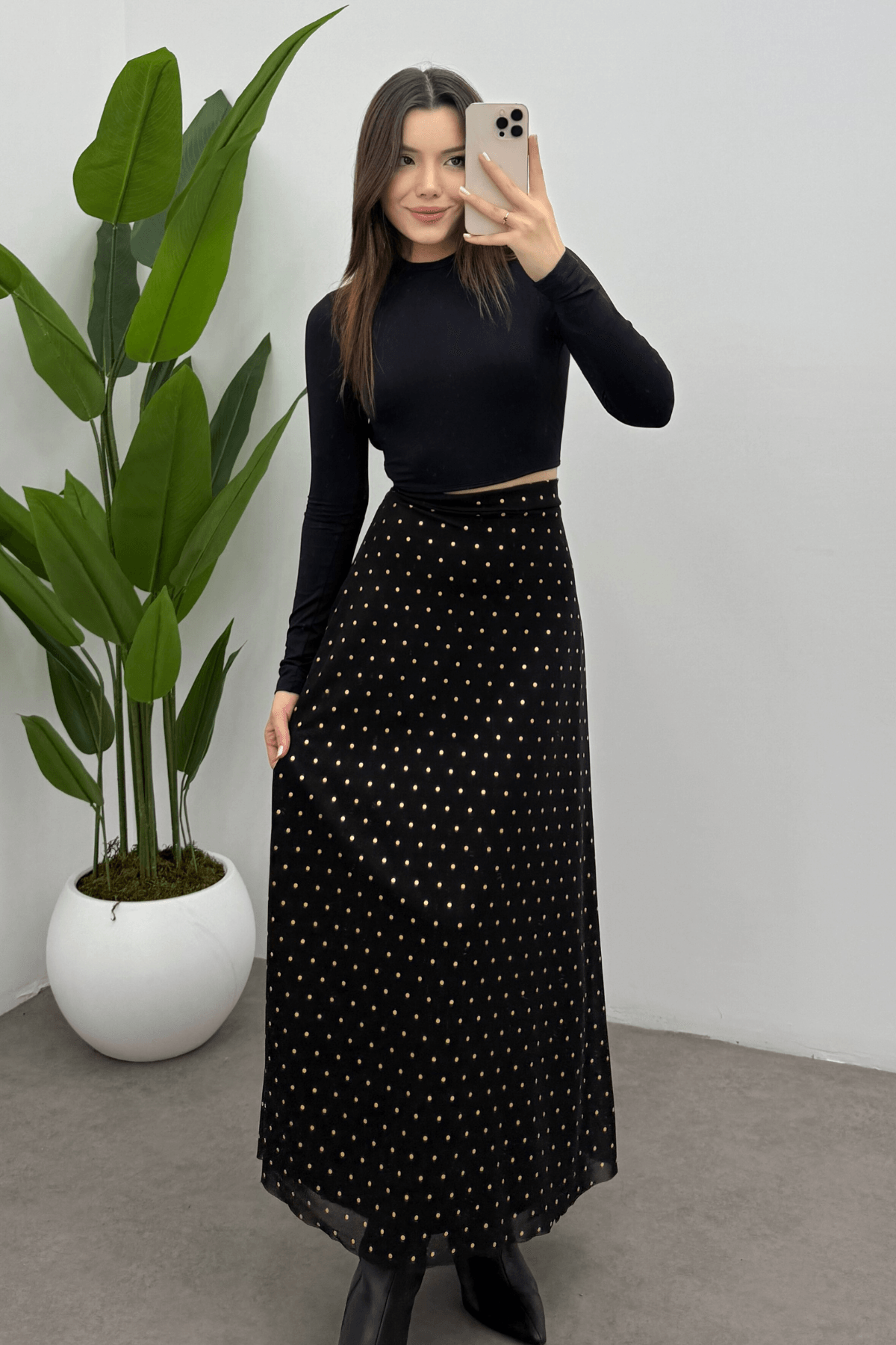 Kadın Siyah Puantiyeli Arka Lastik Detaylı Fermuarlı Maksi Tül Etek