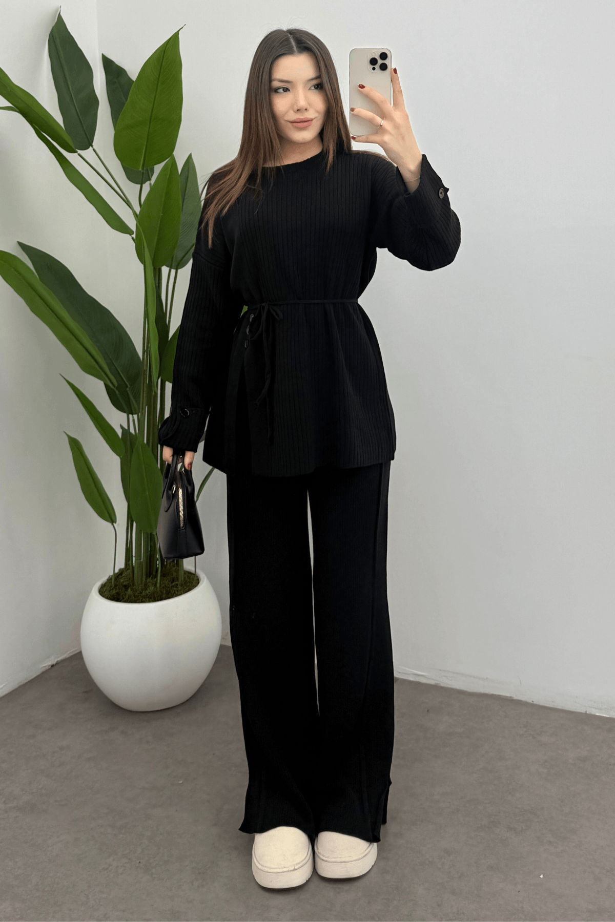 Kadın Siyah Bel Bağlamalı Düğme Detaylı Fitilli Triko Kazak Pantolon İkili Takım