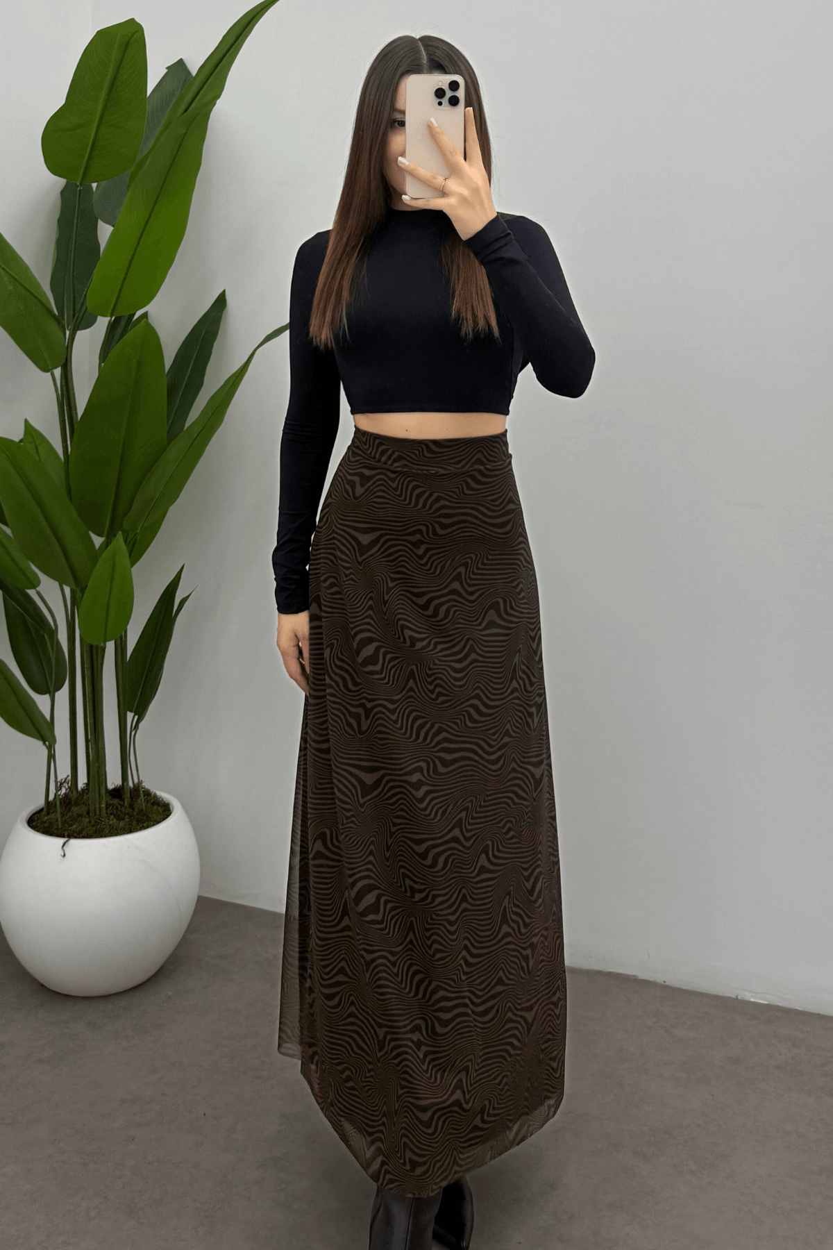 Kadın Kahverengi İnce Dalga Baskılı Arka Lastik Detaylı Fermuarlı Tül Etek
