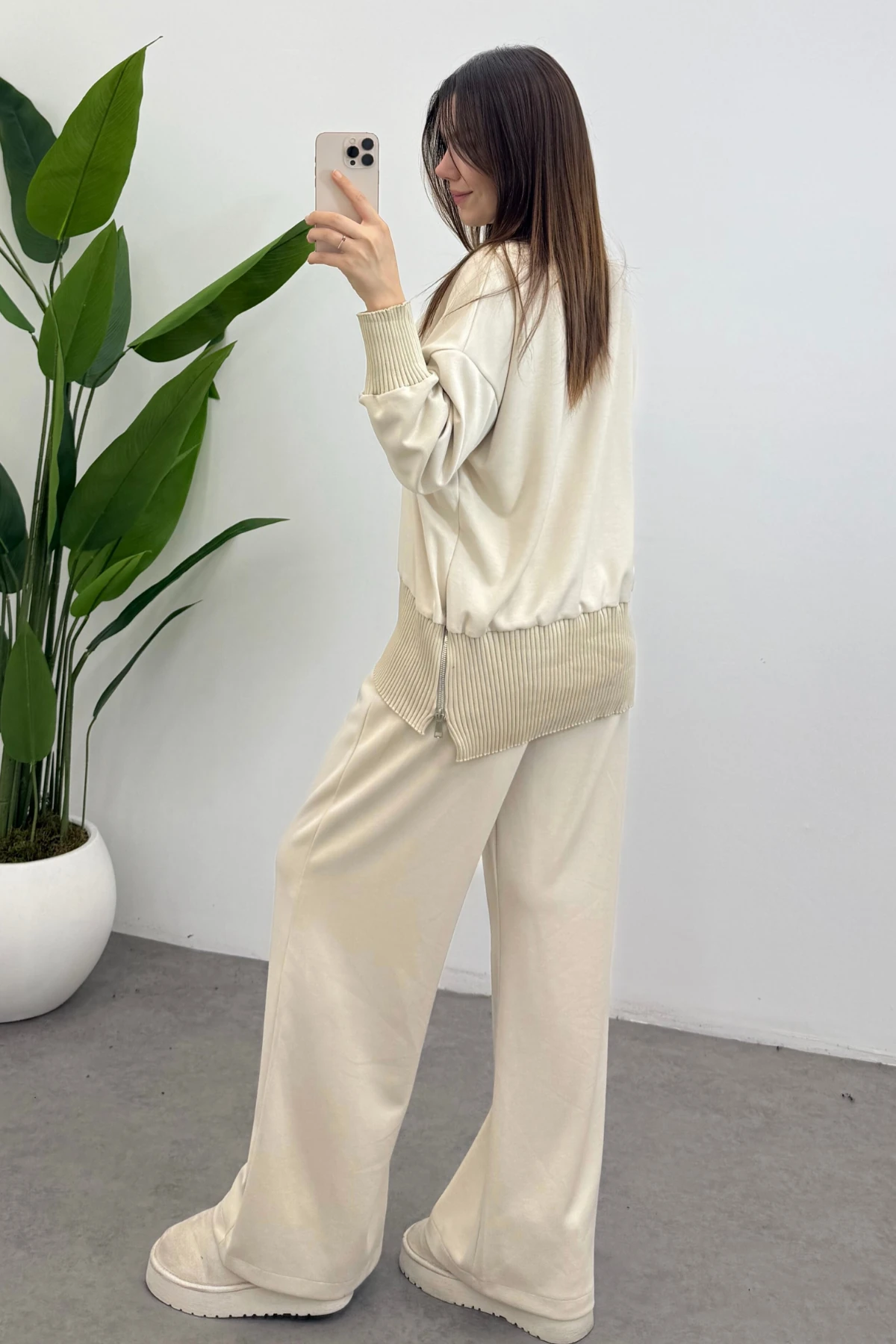 Kadın Krem Balıkçı Yaka Yan Fermuar Detaylı Modal Takım