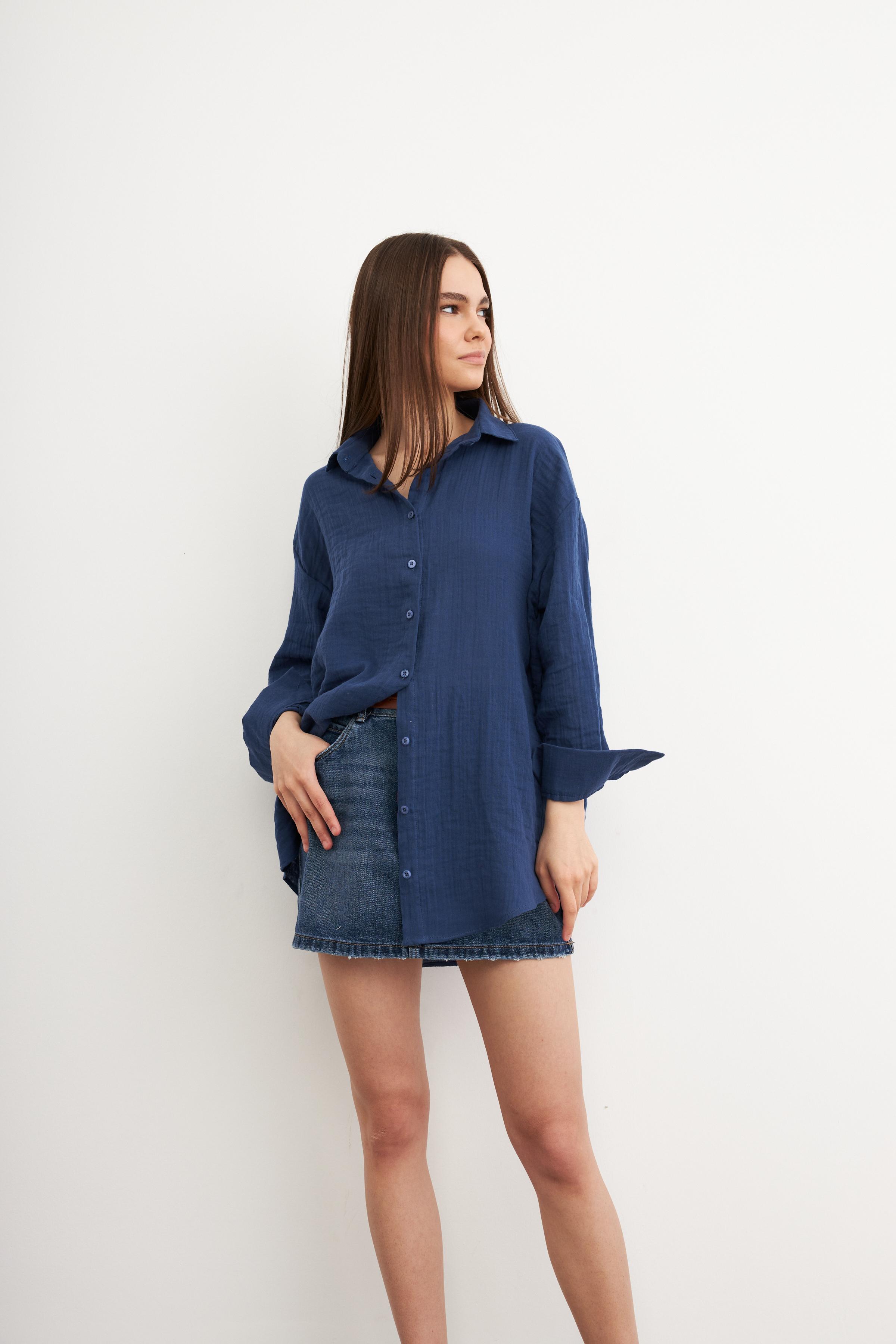 Kadın Lacivert Oversize Basic Müslin Gömlek
