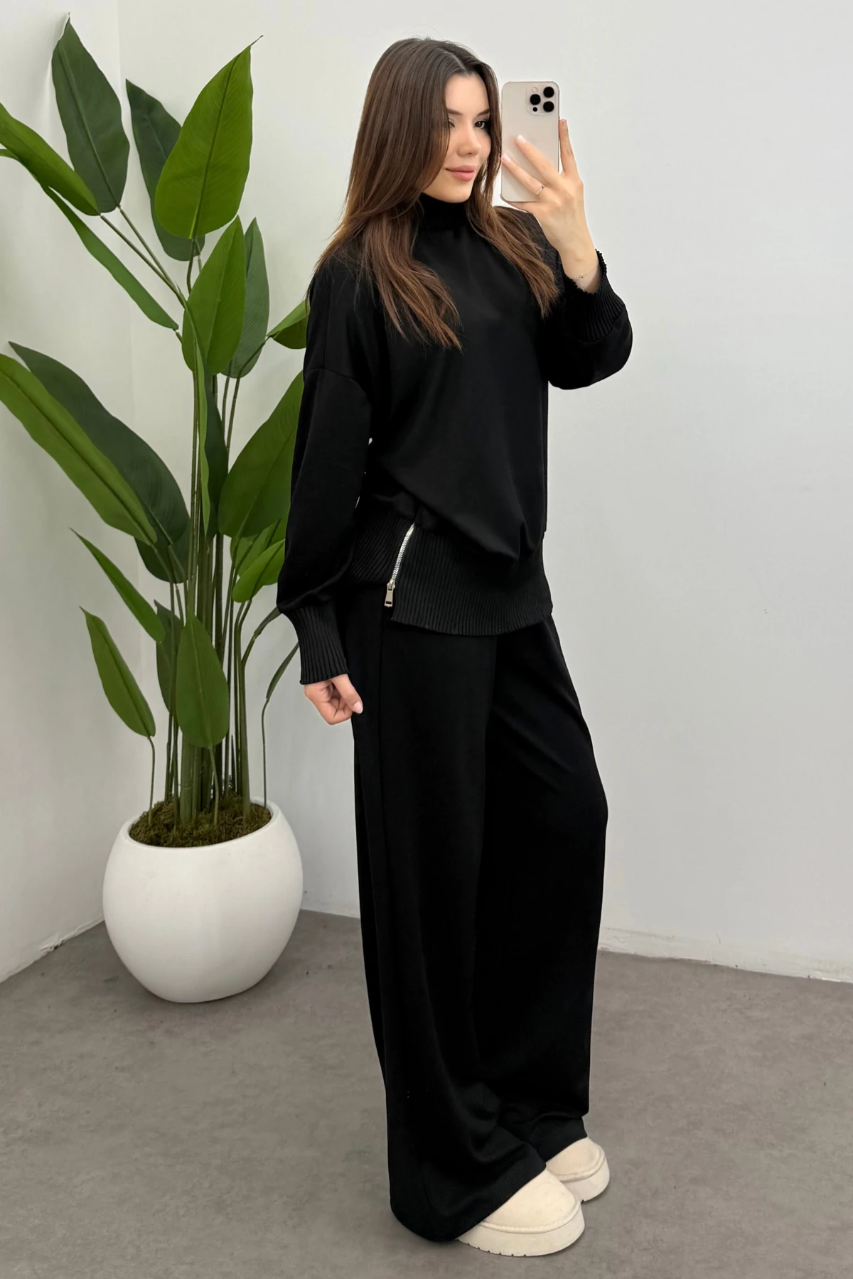 Kadın Siyah Balıkçı Yaka Yan Fermuar Detaylı Modal Takım