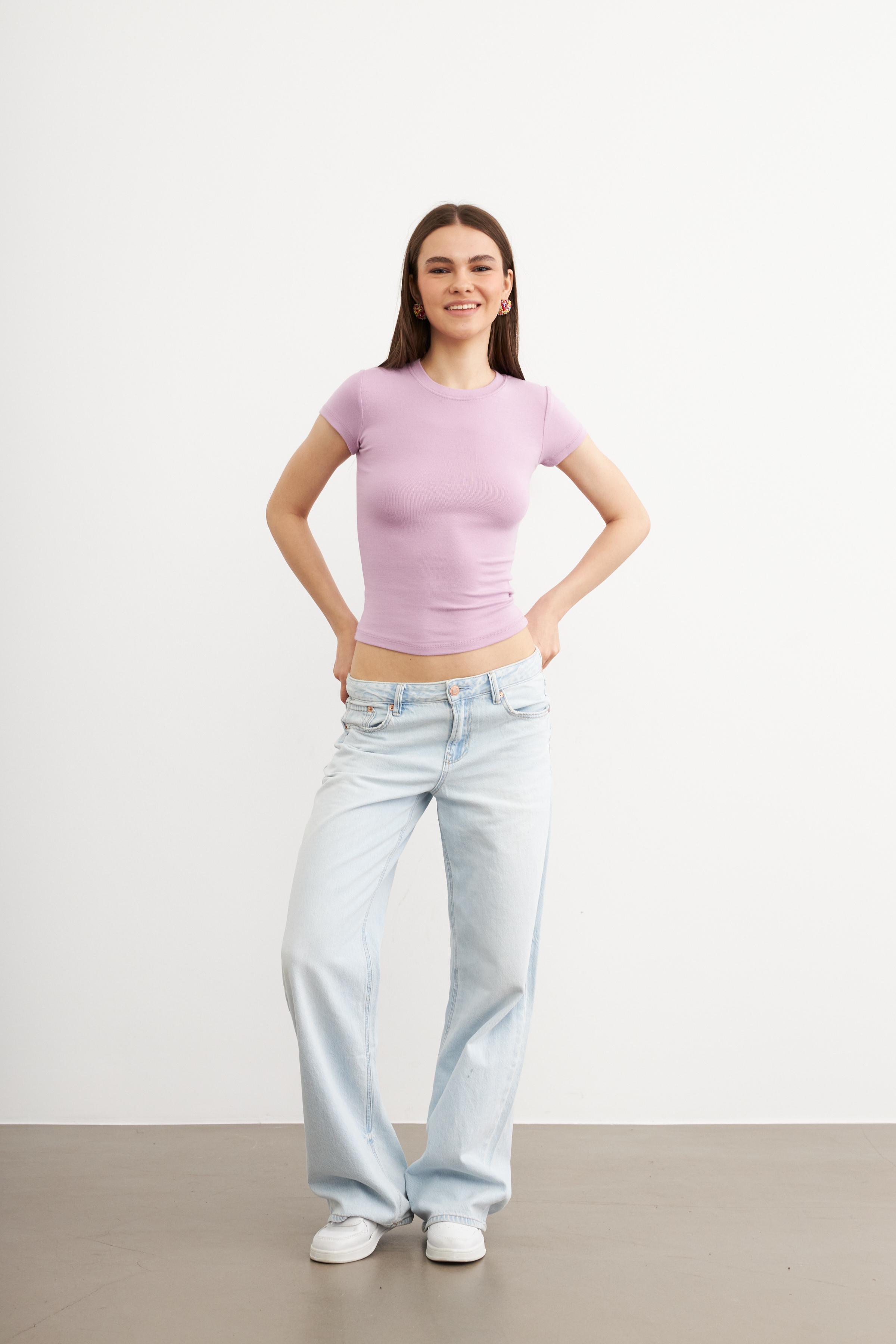 Kadın Lila Bisiklet Yaka Kısa Kol Ultra Soft T-shirt