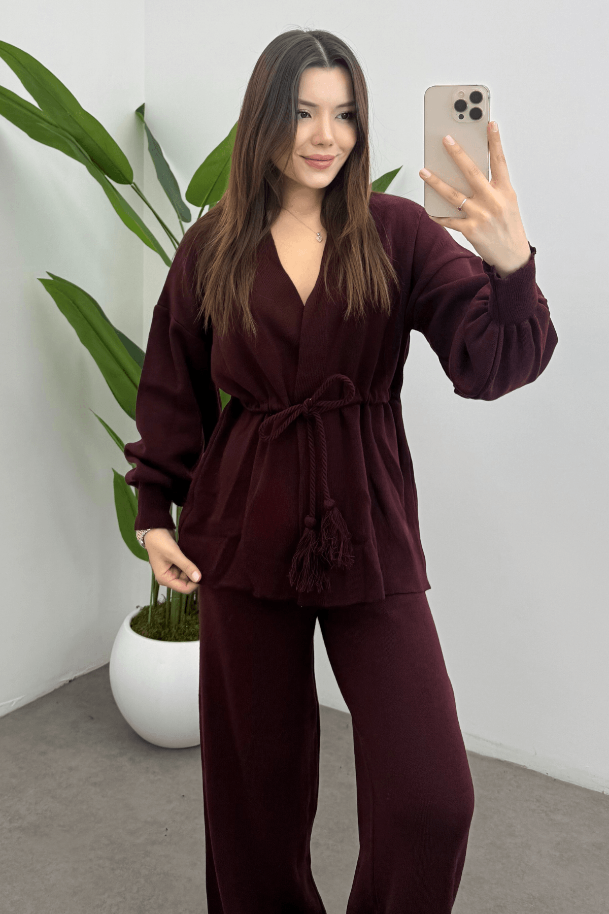Kadın Bordo Beli Püskül Bağcık Detaylı Hırka Pantolon İkili Triko Takım