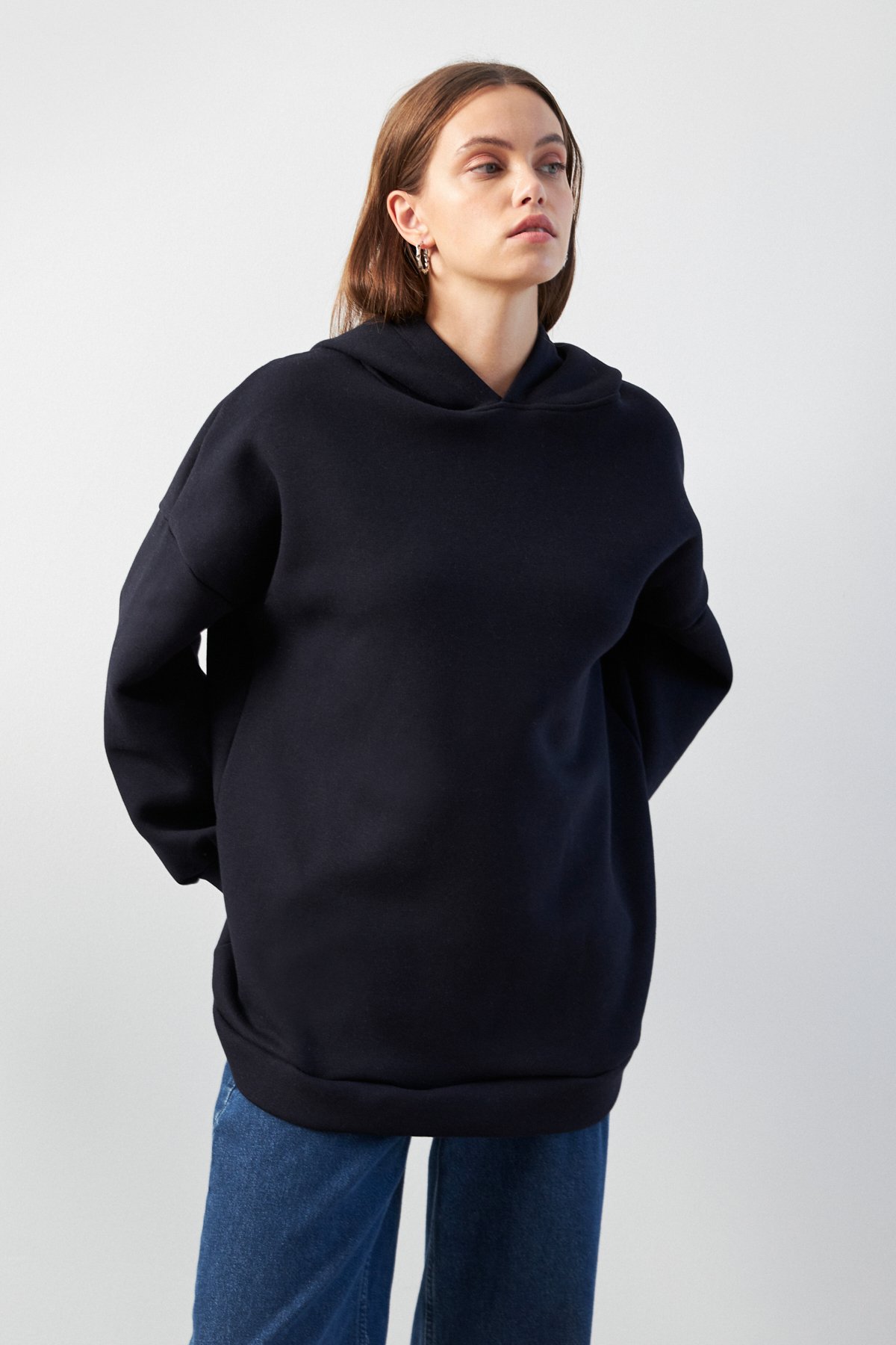 Kadın Koyu Lacivert Yumuşak Dokulu Oversize Şardonlu Kapüşonlu Sweatshirt