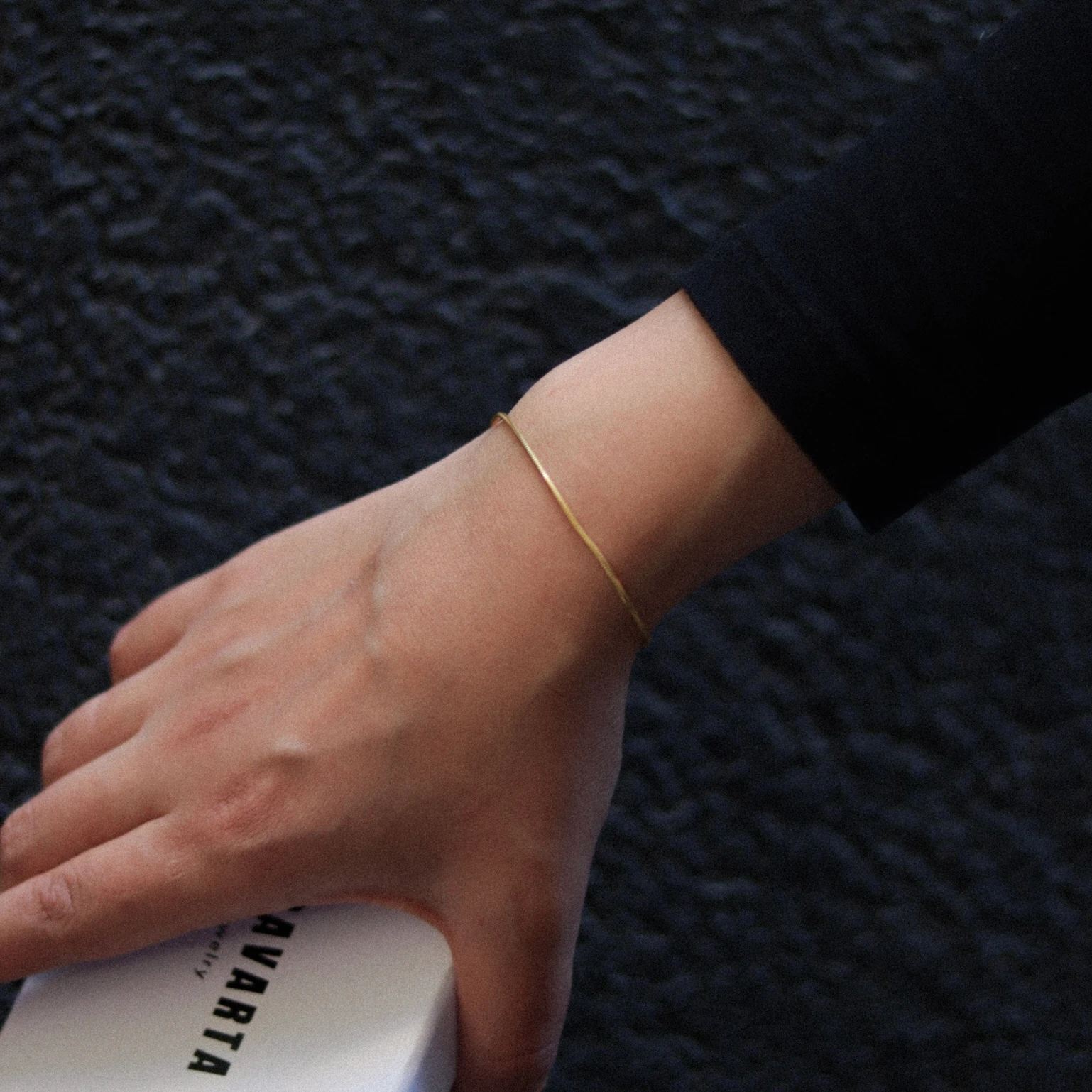 İnce Balık Kuyruğu Bileklik - 1.5 mm - Gold