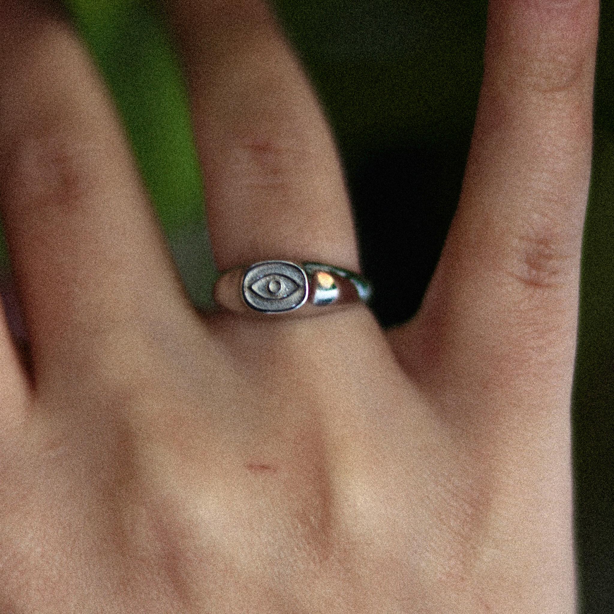 Eye Ring