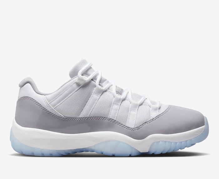 AIR JORDAN 11 RETRO LOW 'WHITE/UNIVERSITY BLUE-CEMENT GREY'