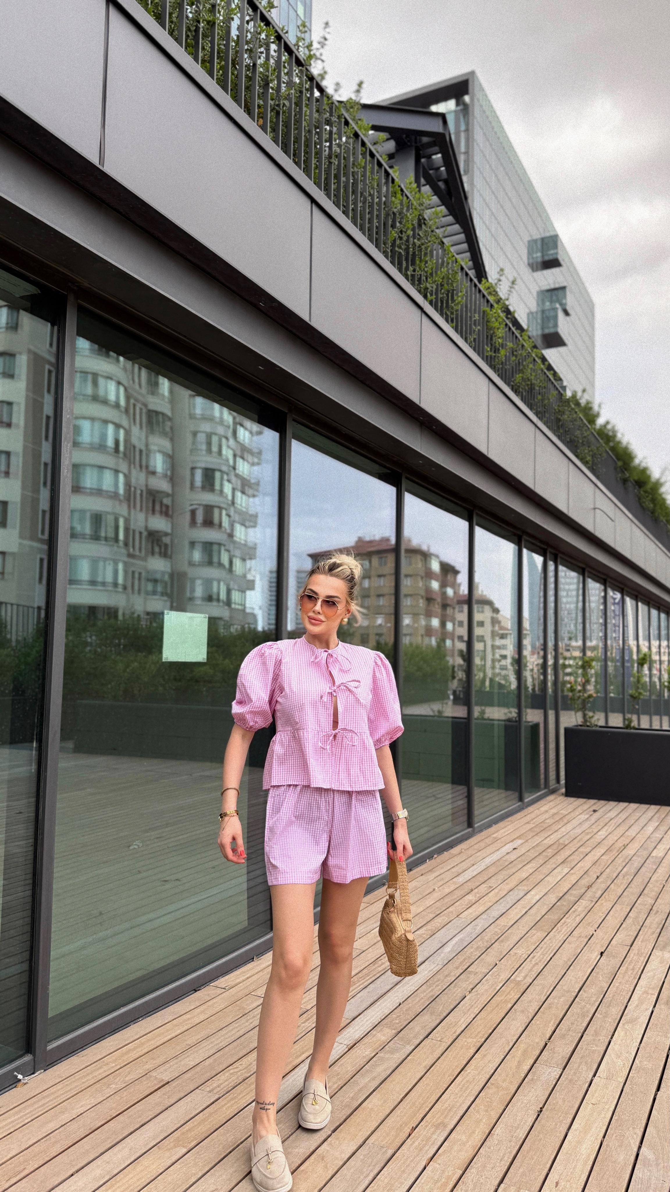 💙 Yazın En Tatlı İkilisi: Fırfırlı Gingham Şortlu Takım – S/M/L 💙