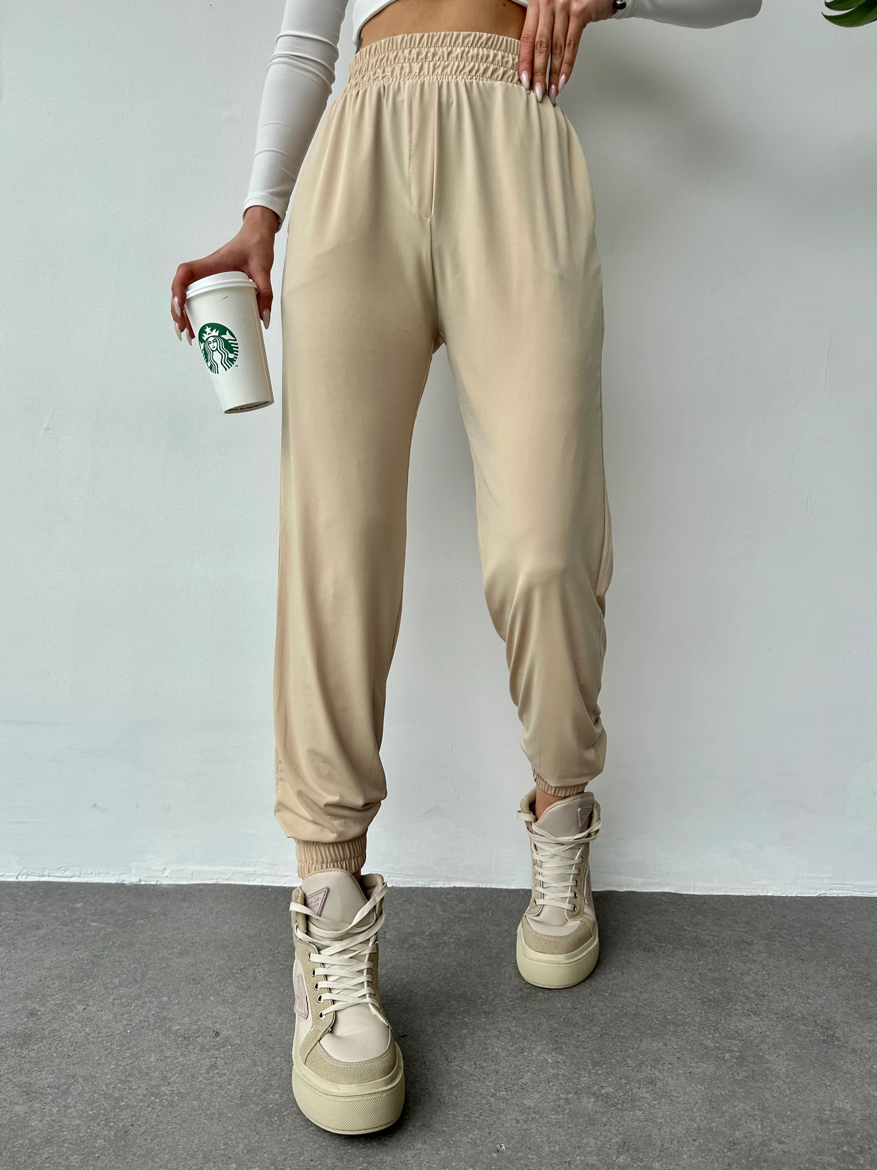 Bej Renk Sandy Kumaş Lastikli Paça Pantolon