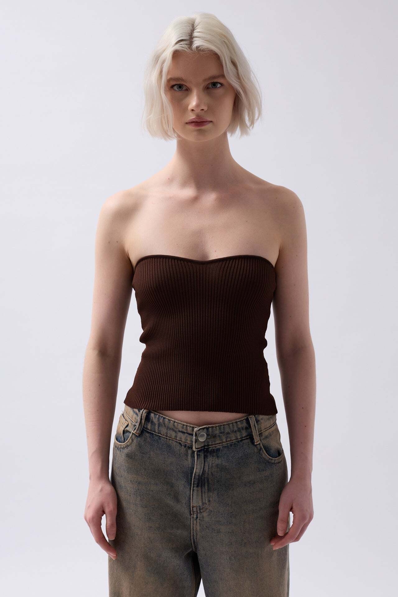 Straplez Dokulu Kahverengi Crop
