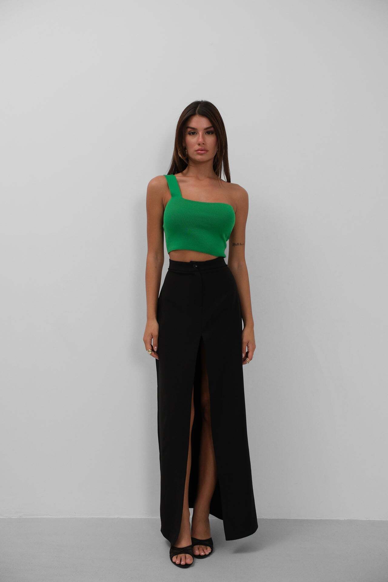 Tek Omuz Crop Yeşil Bluz