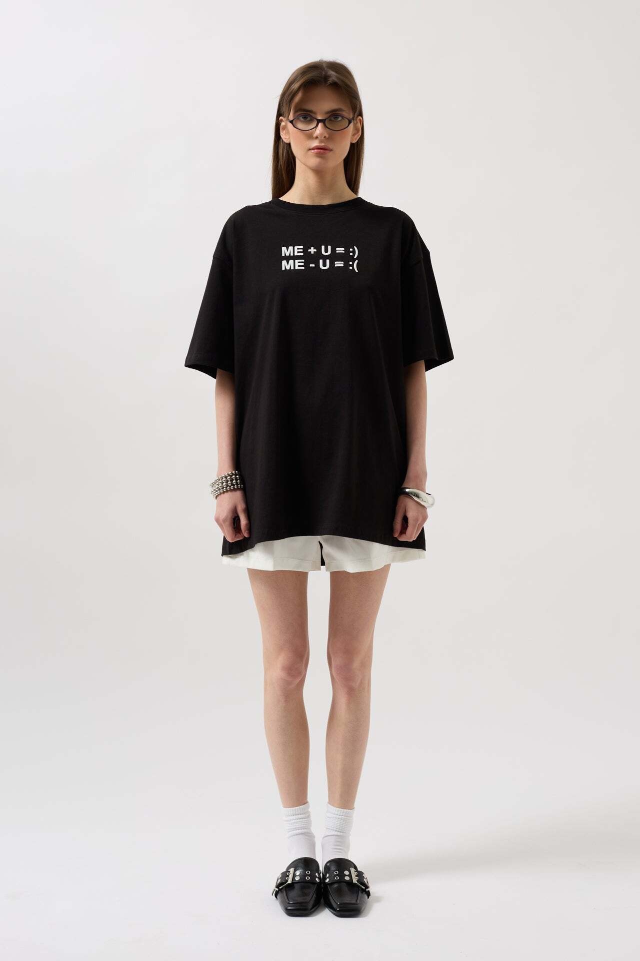 Kabartma Baskılı Siyah T-Shirt