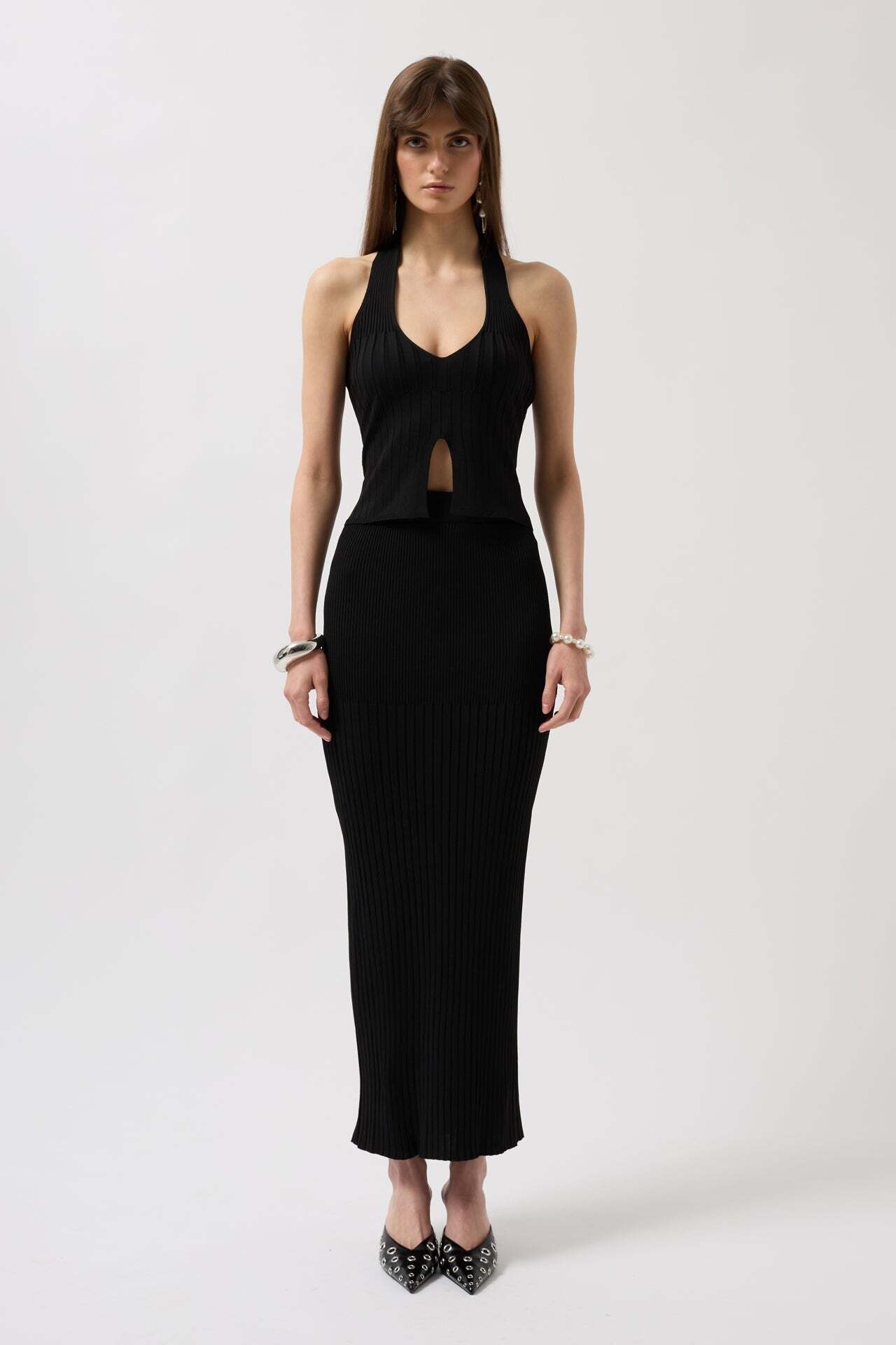 V Detay Dokulu Crop Siyah Bluz