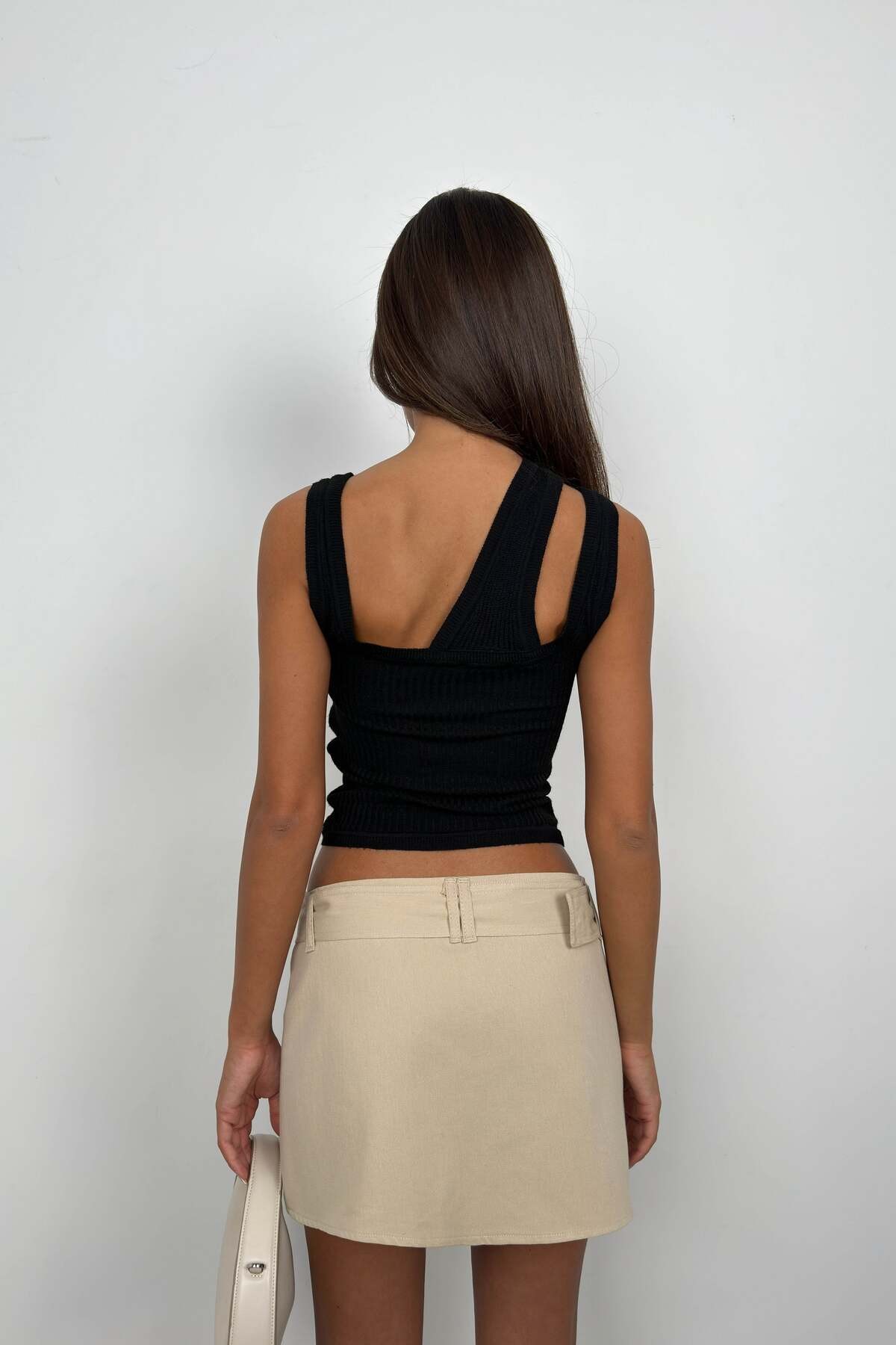Cutout Fitilli Siyah Bluz