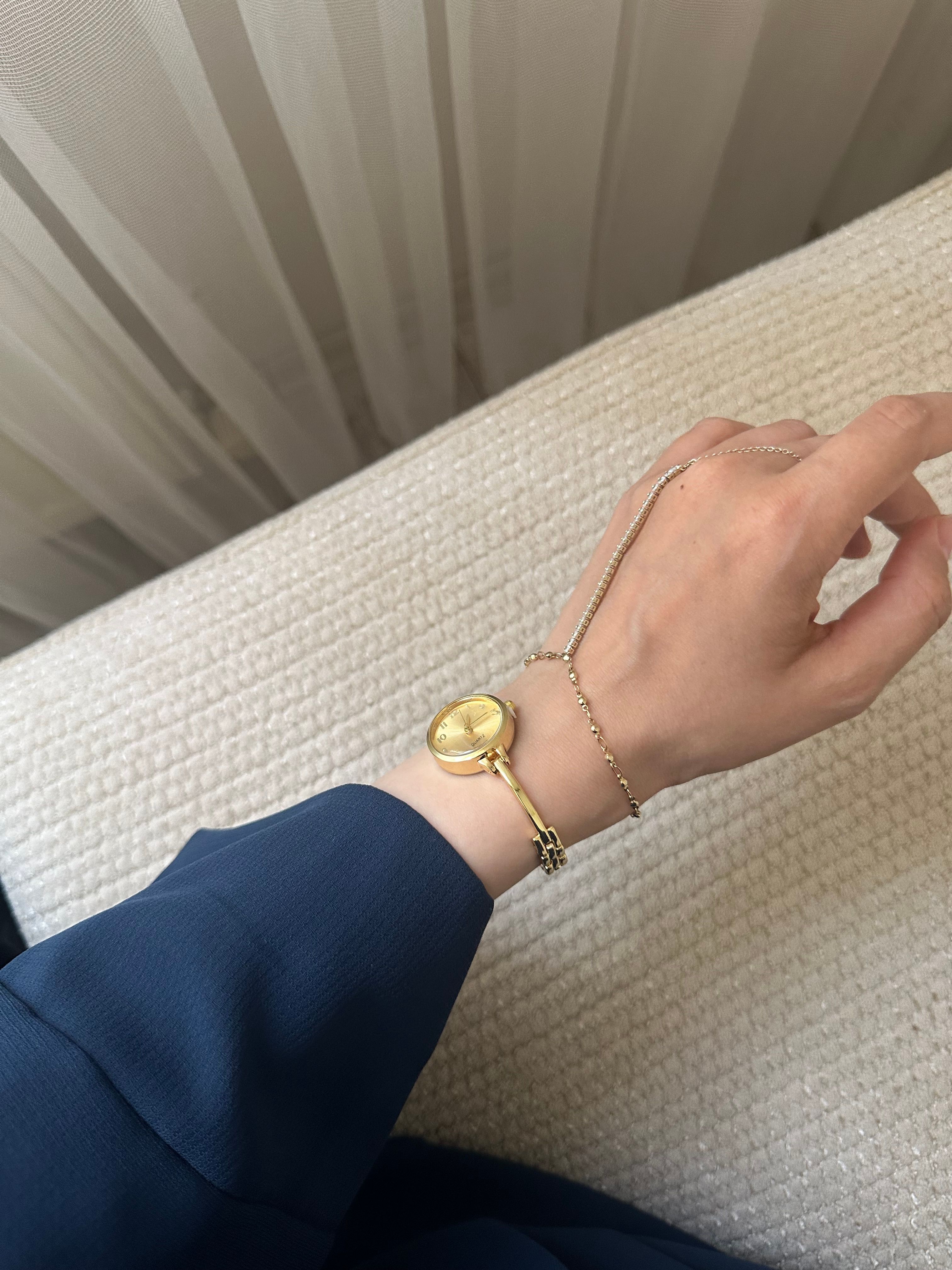 Vanessa Model Saat Ve Şahmeran Bileklik Seti 