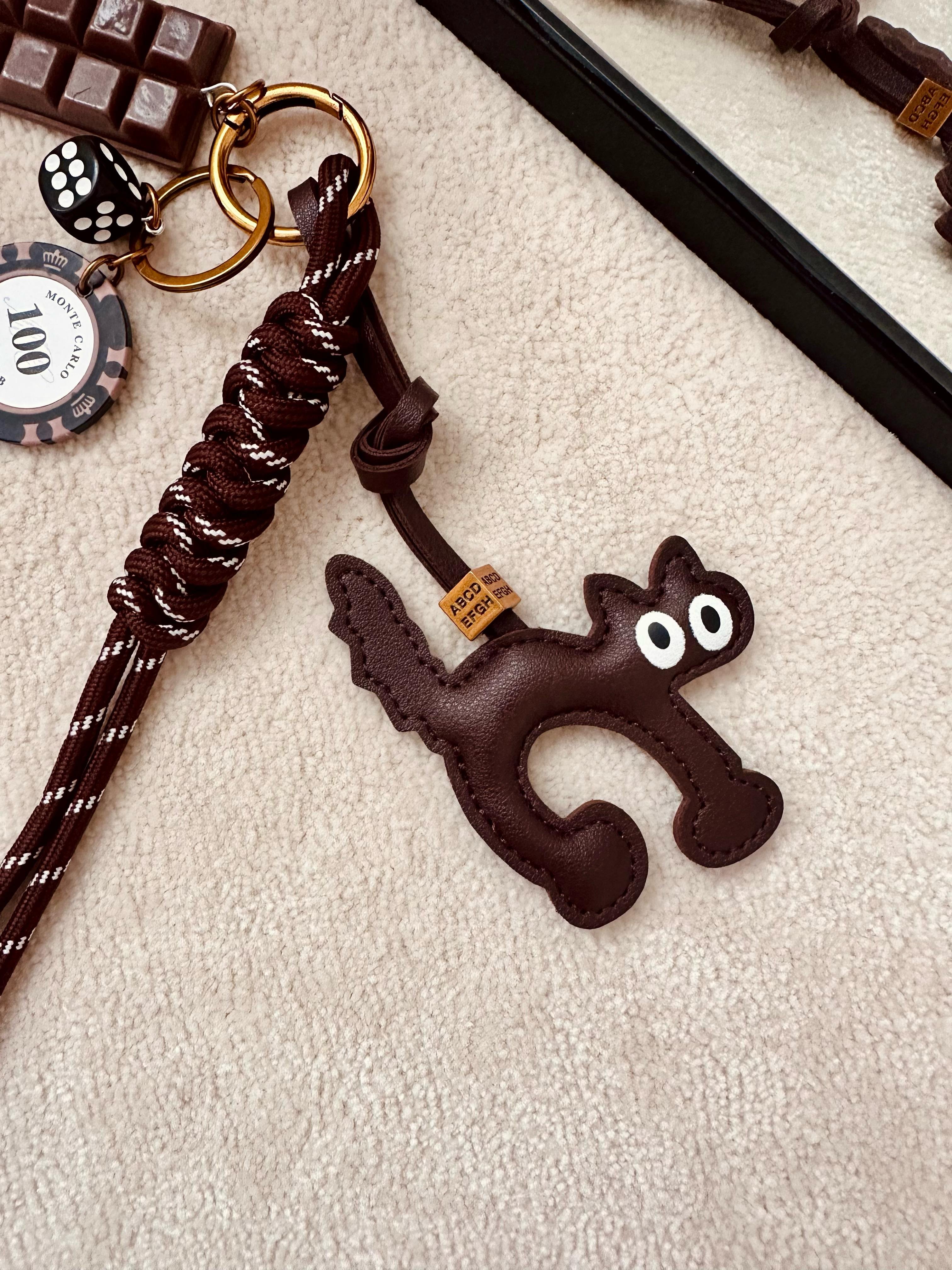 Özel Tasarım Kedi Ve Çikolata Model Çanta Charmı