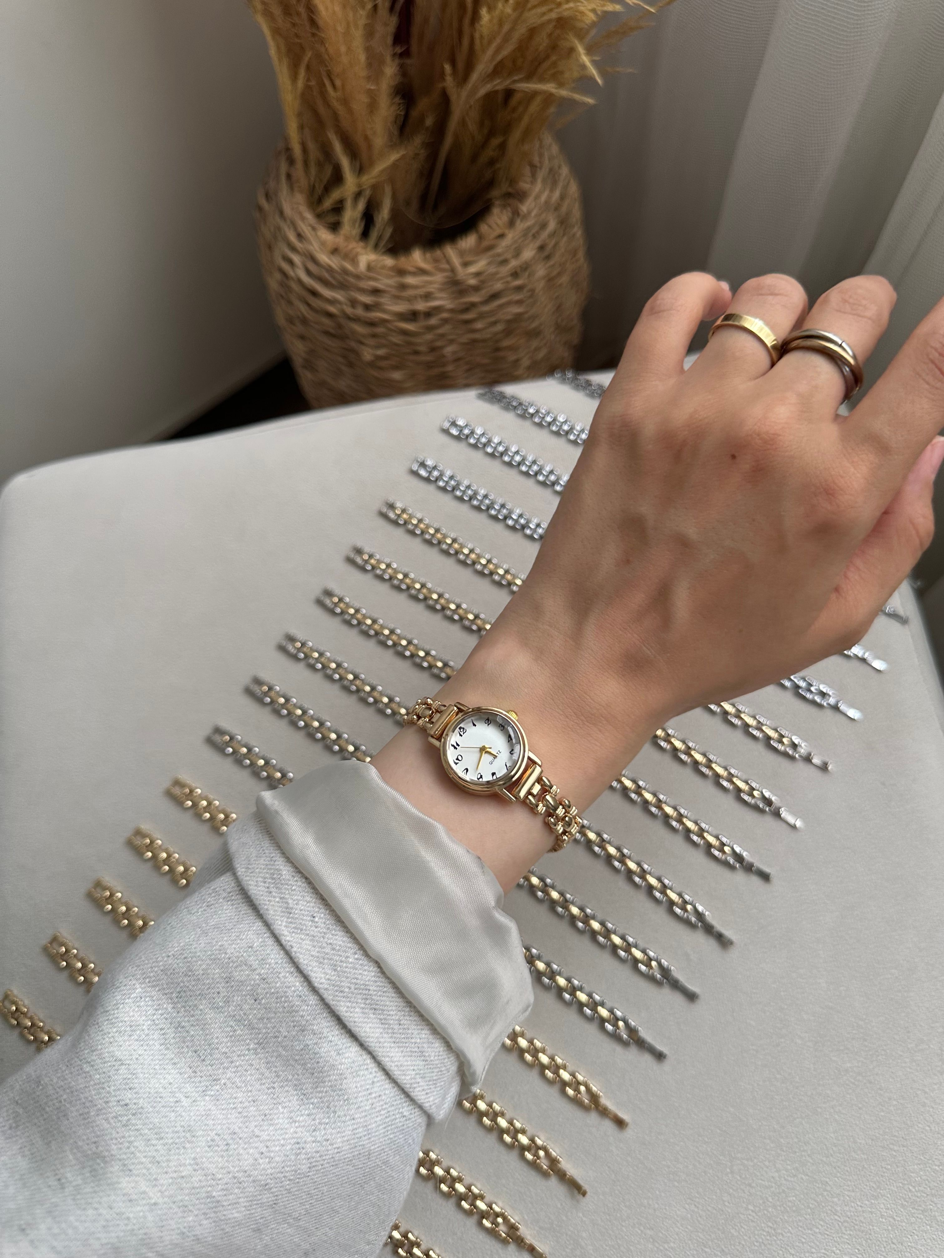 July Model  - Gold Beyaz