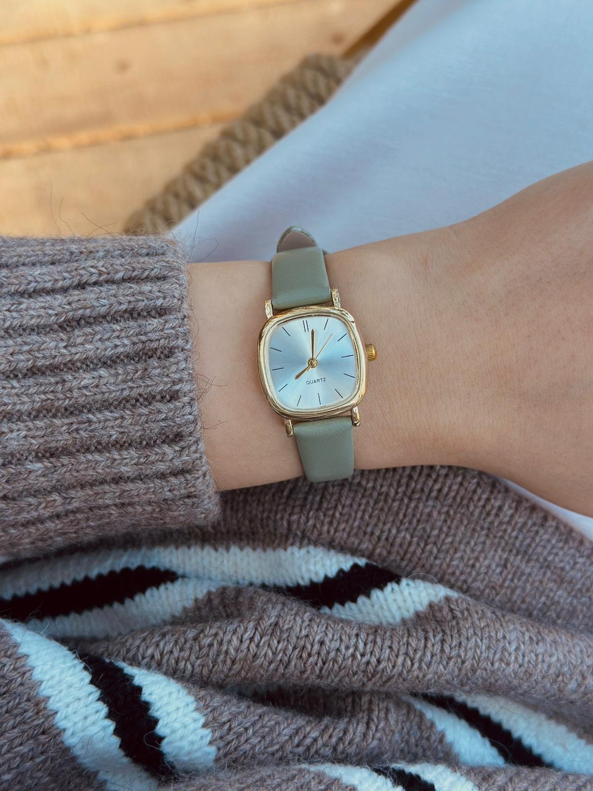 Nera Model - Çağla Yeşili