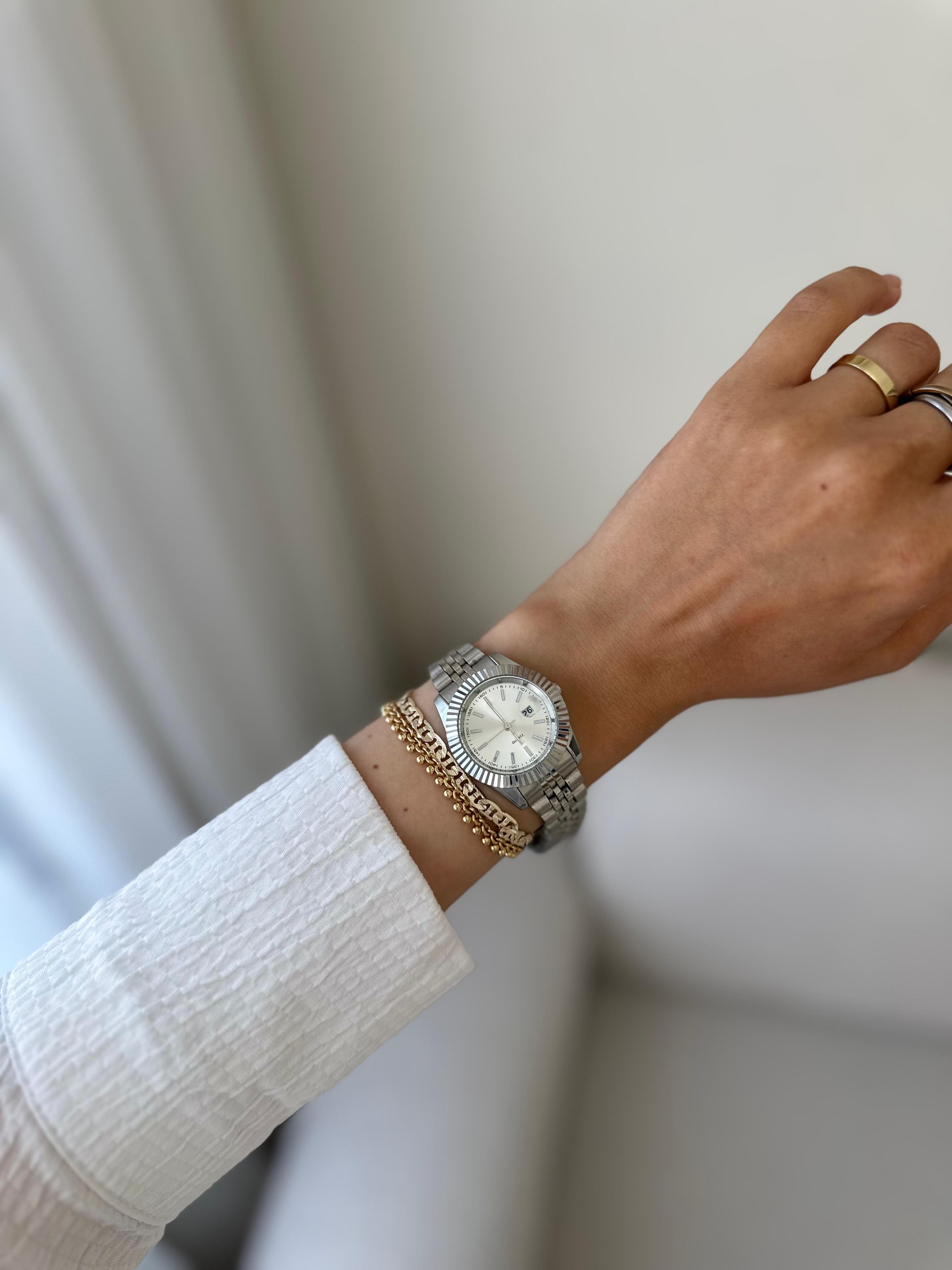Betty Model Saat Ve Bileklik Seti - Gümüş Beyaz