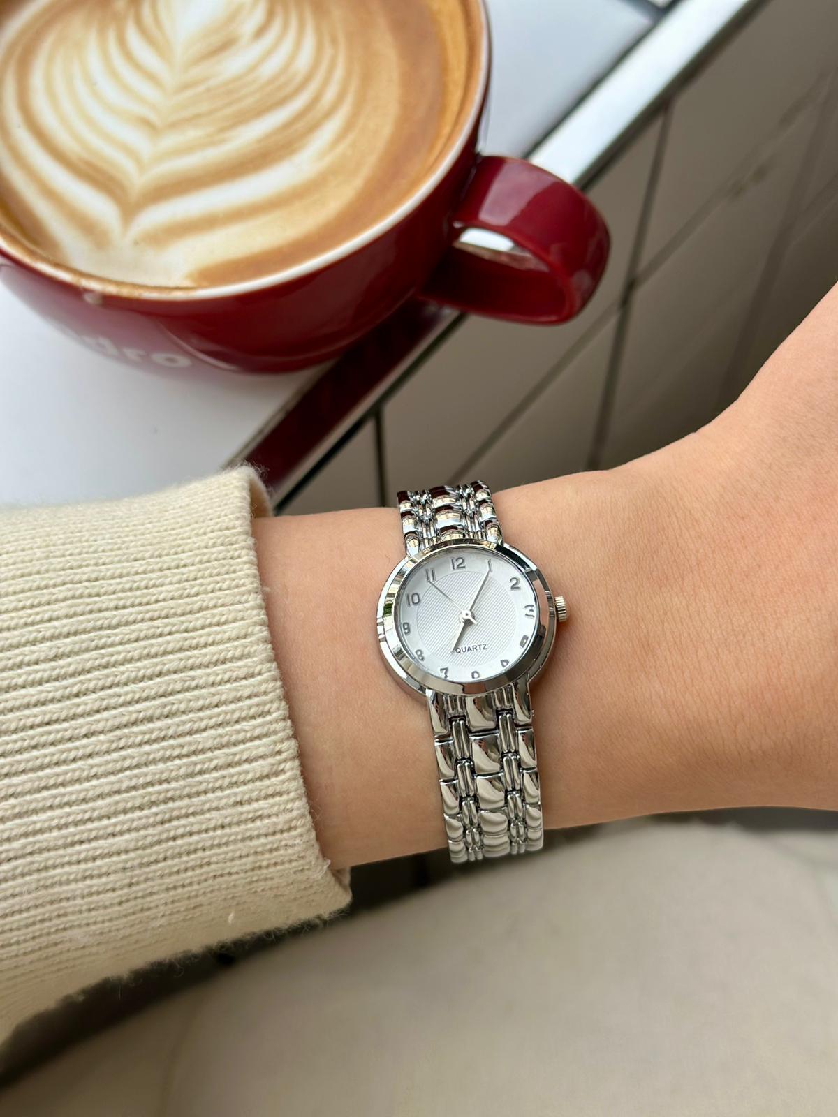 Andrea Model - Gümüş