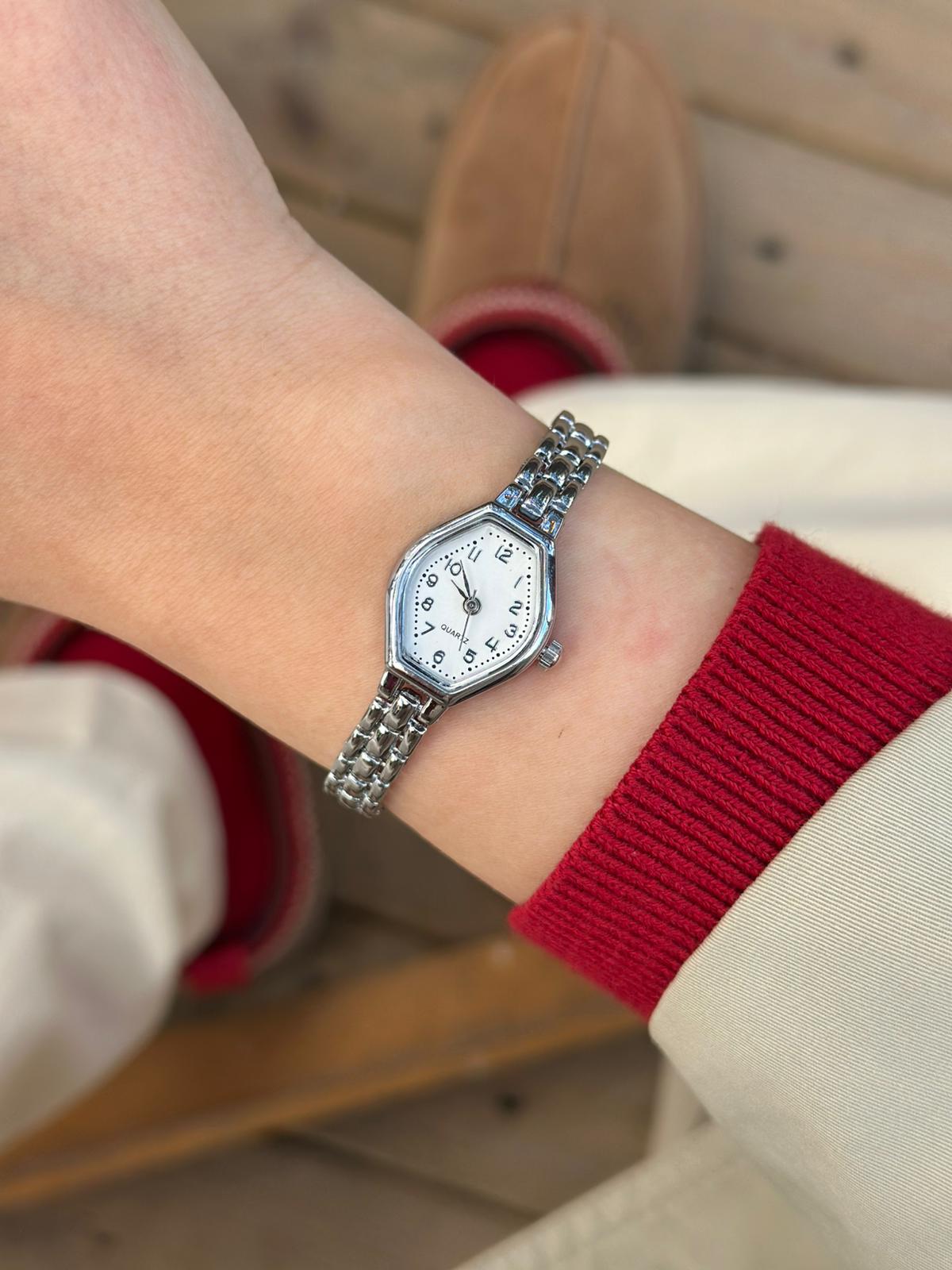 Quinn Model  - Gümüş